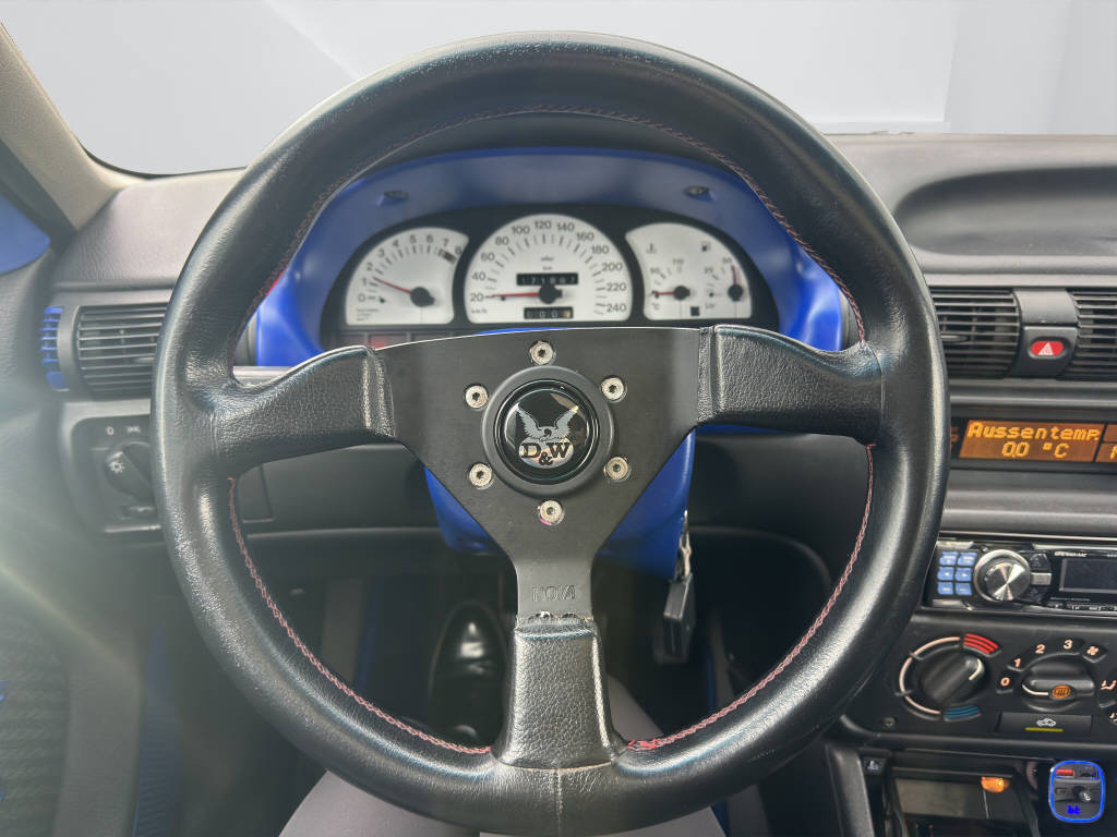OPEL Astra F 2.0 16V GSI-image-12