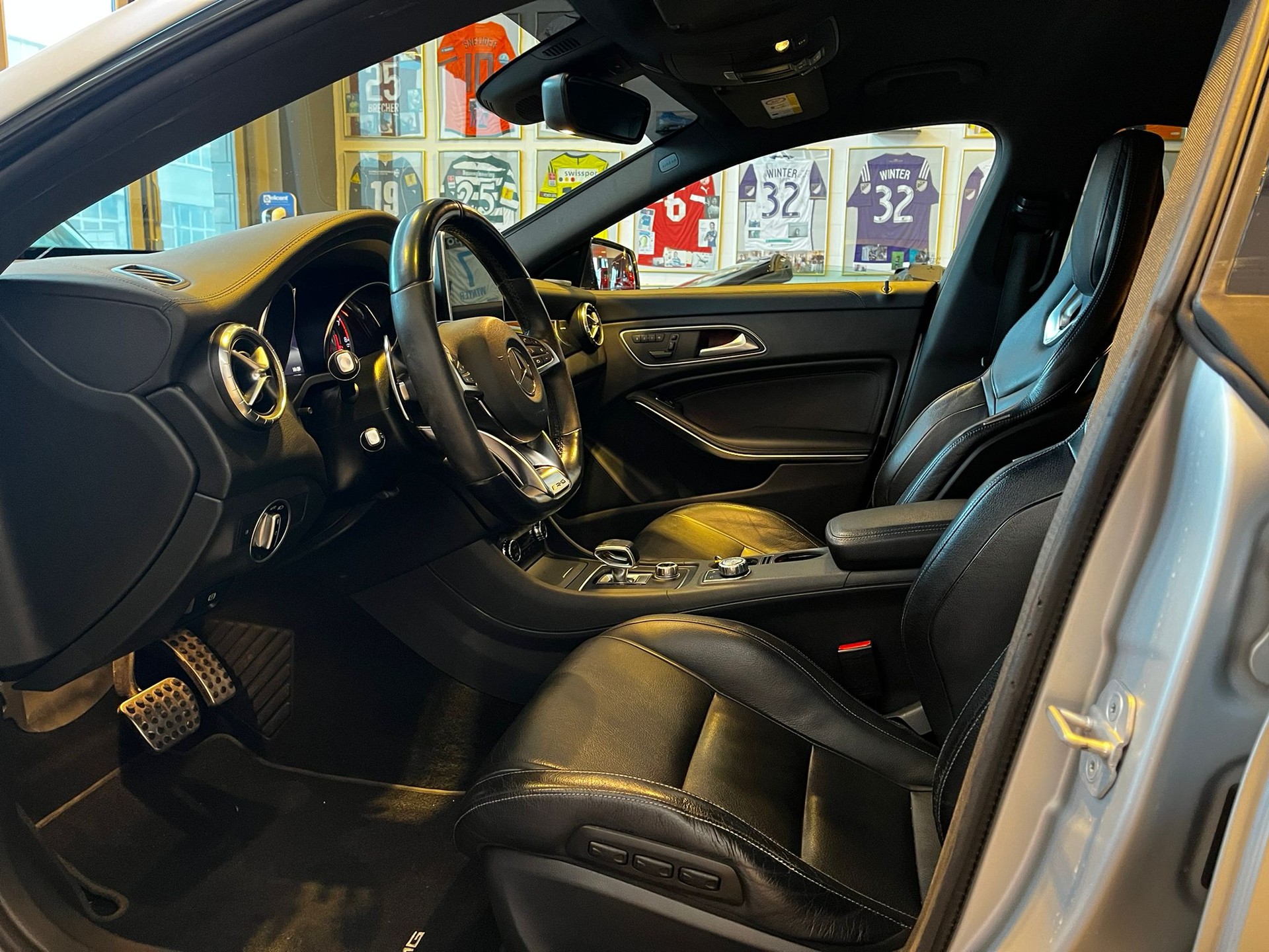 MERCEDES-BENZ CLA 45 AMG 4Matic-image-9