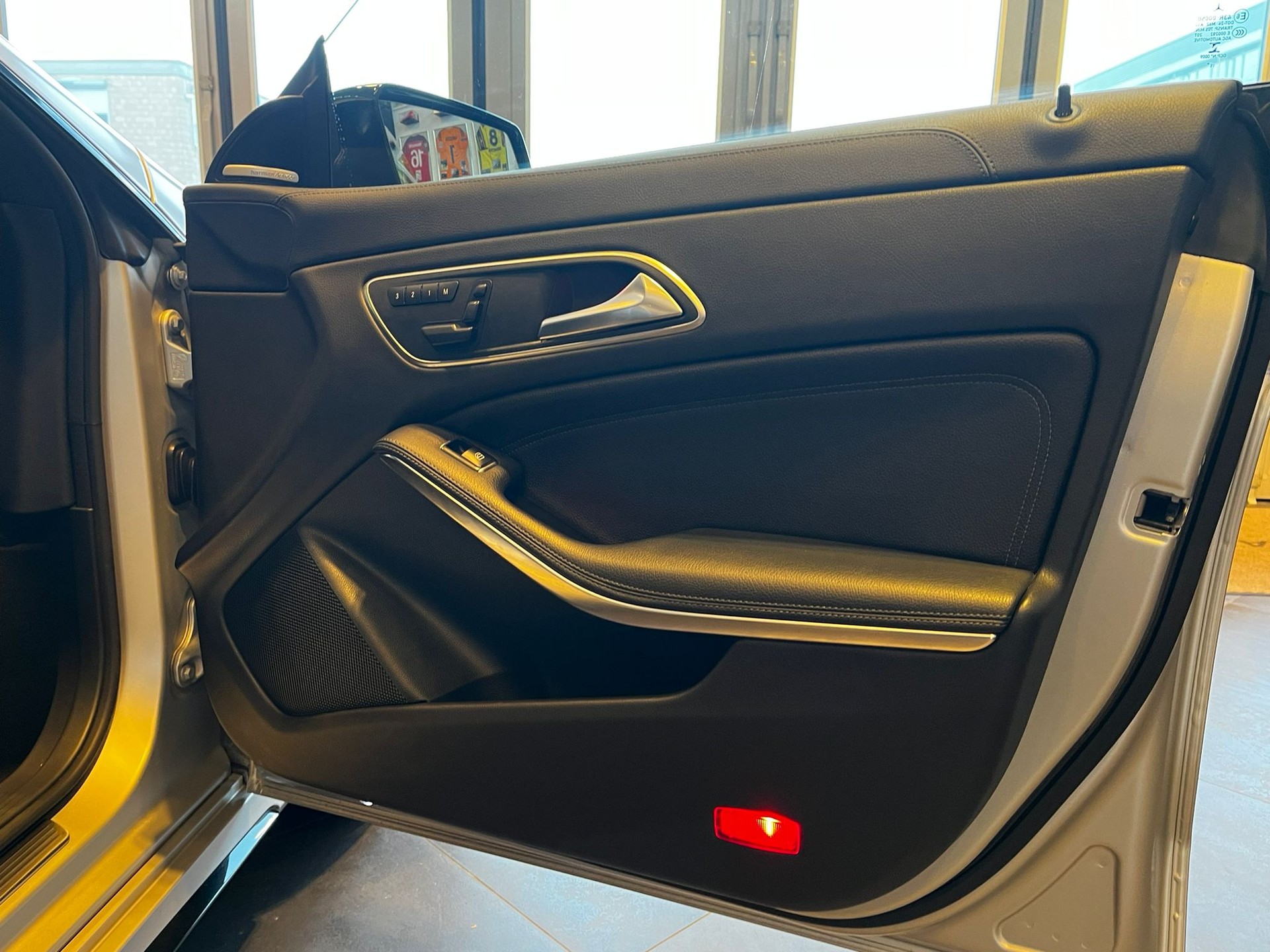 MERCEDES-BENZ CLA 45 AMG 4Matic-image-23