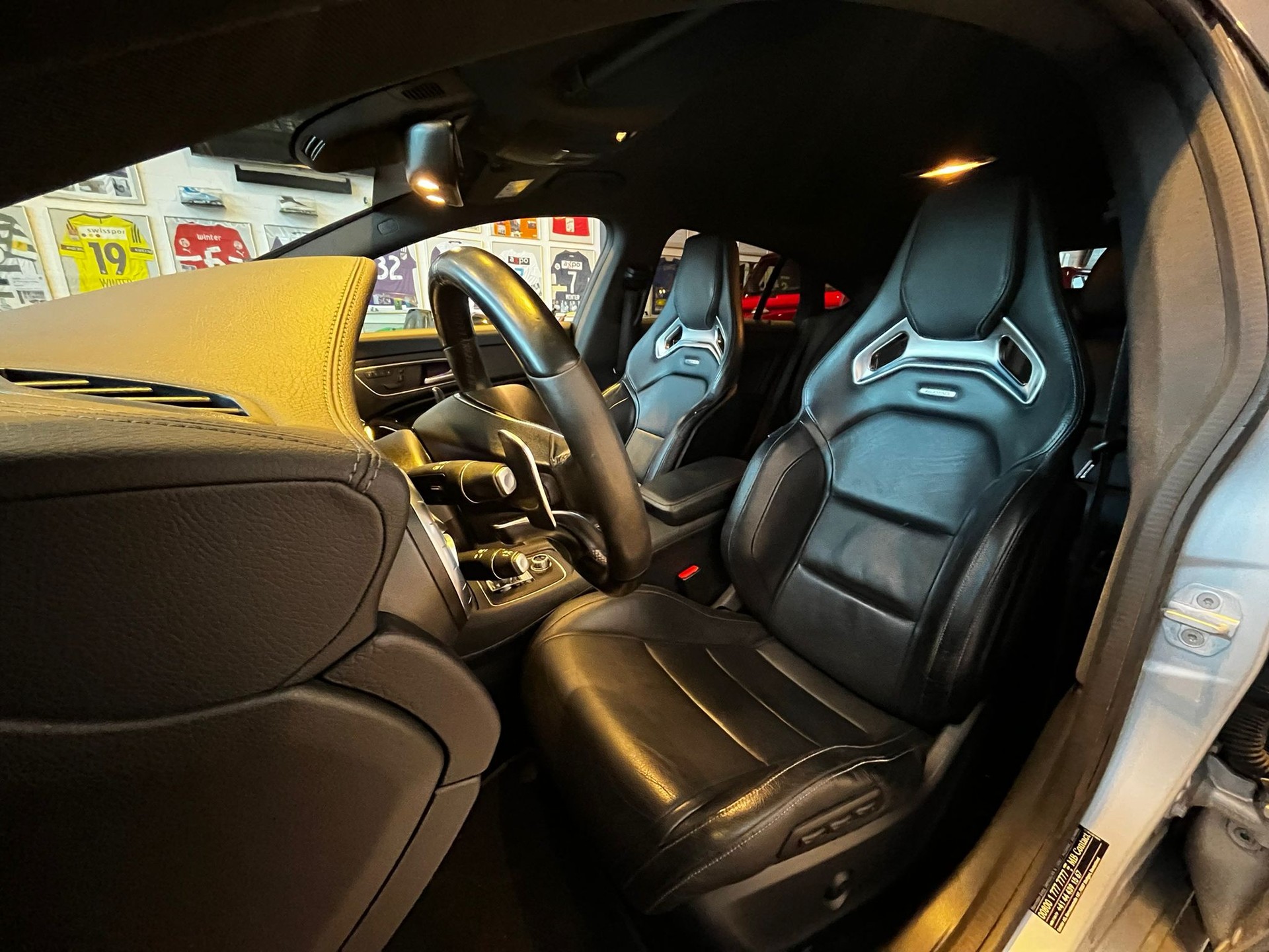 MERCEDES-BENZ CLA 45 AMG 4Matic-image-10