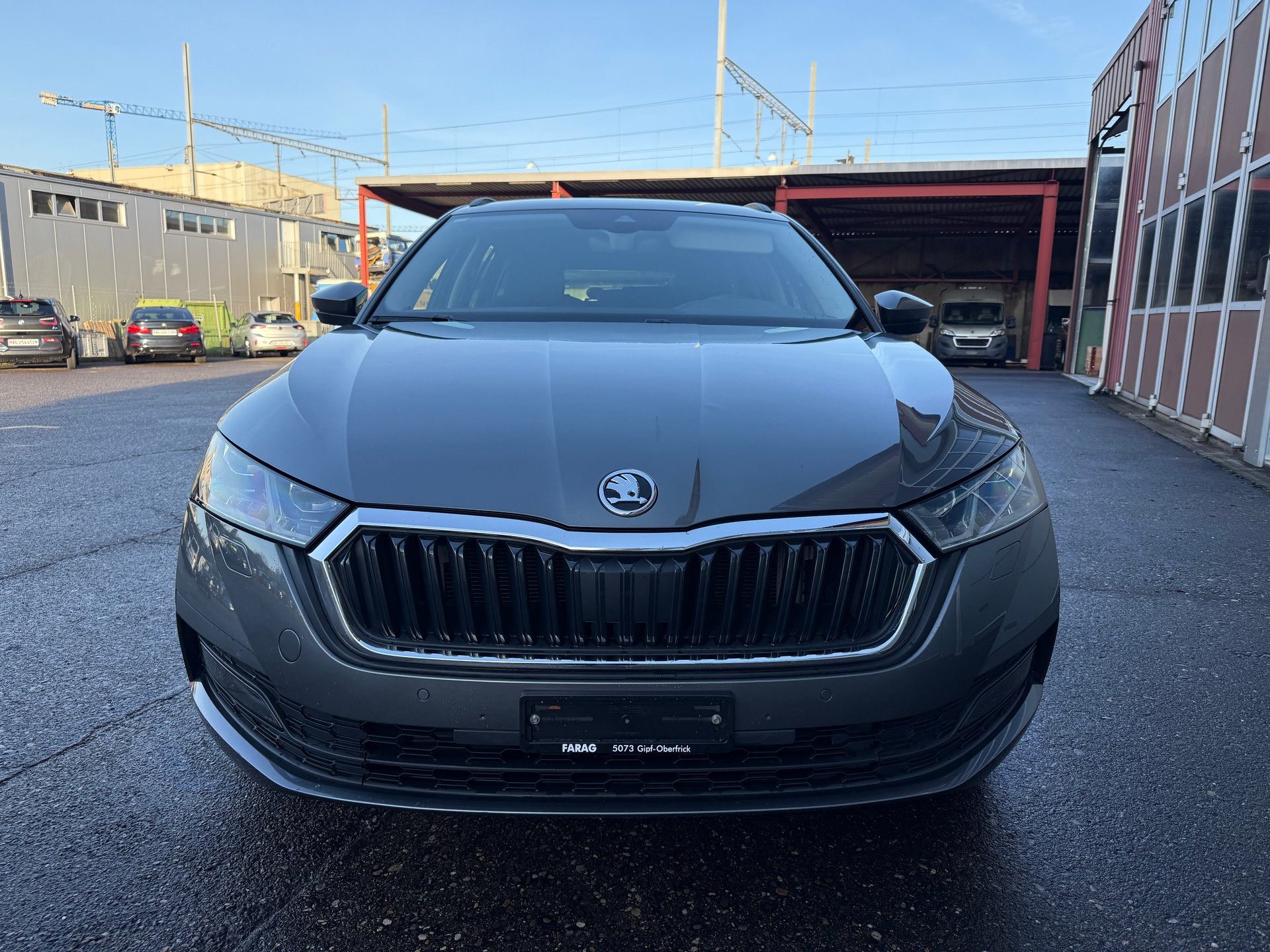 SKODA Octavia Combi 2.0 TDI DSG Ambition 4x4-image-1