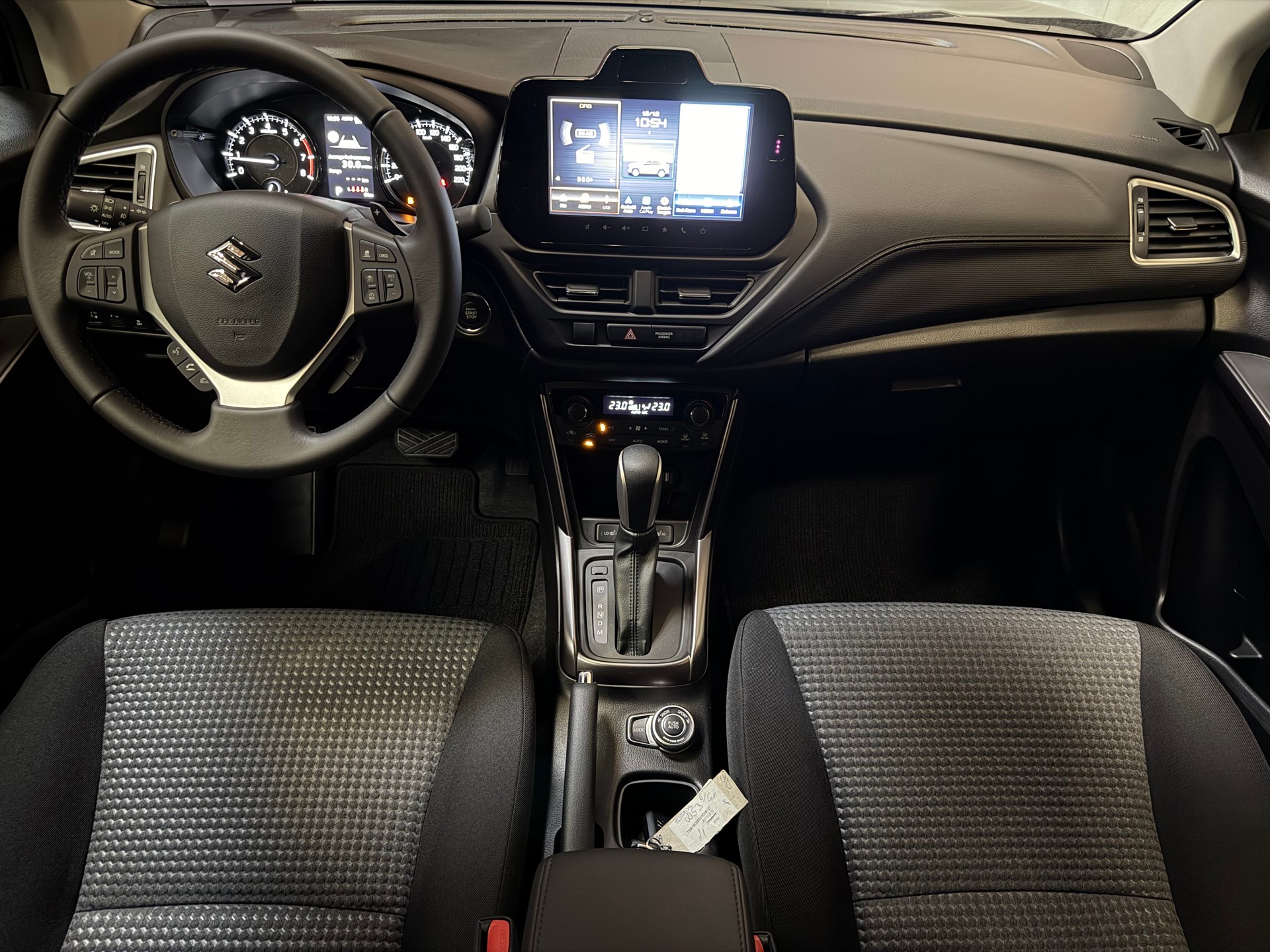 SUZUKI S-Cross 1.4 16V Compact+ MHD Automatic-image-14