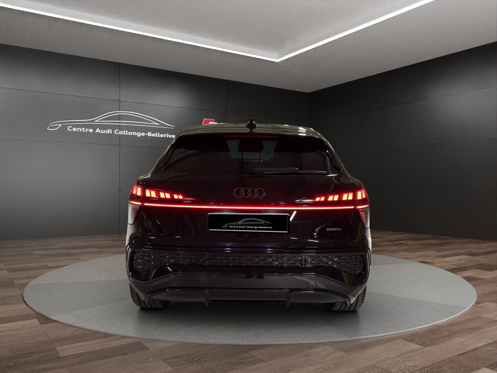 AUDI Q3 Sportback TFSI quattro 150 kW S tronic-image-4
