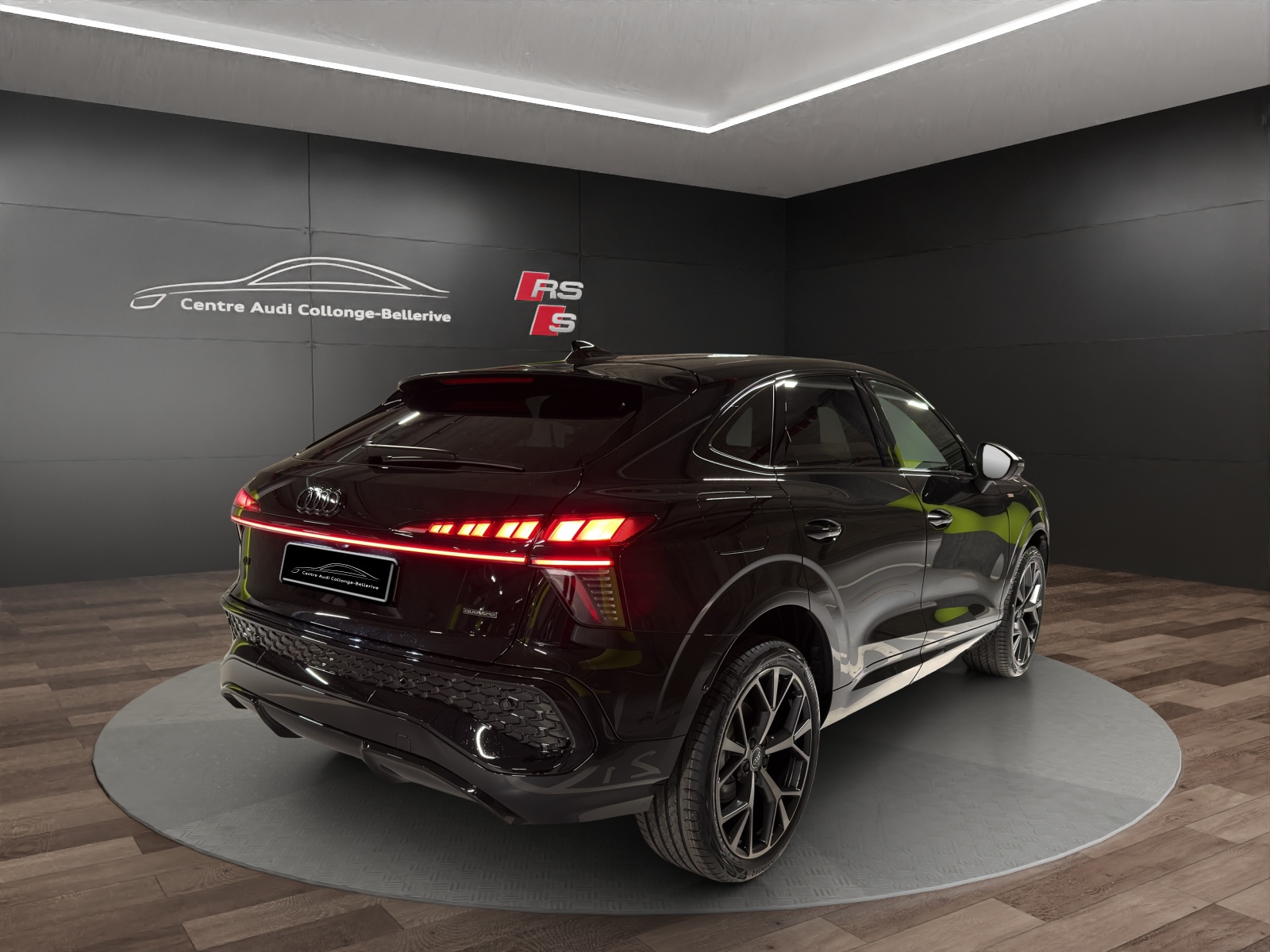 AUDI Q3 Sportback TFSI quattro 150 kW S tronic-image-5