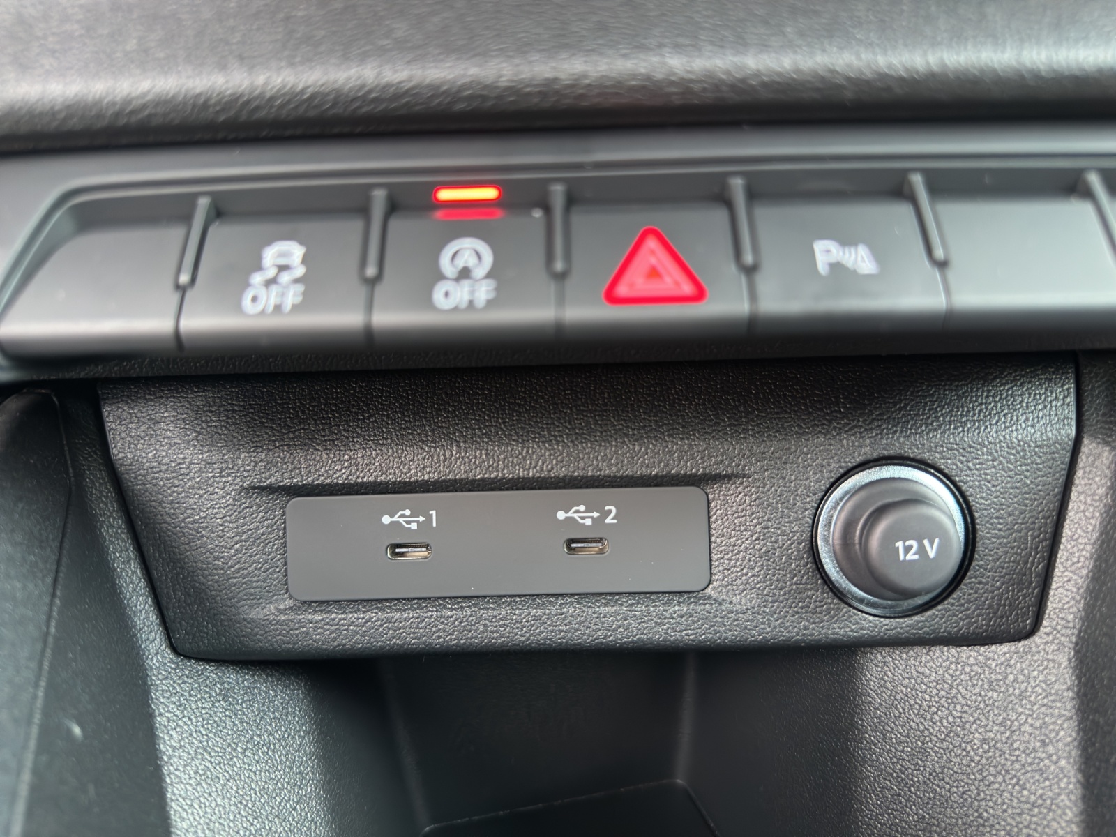 AUDI A1 Sportback 30 TFSI Attraction S-tronic-image-16