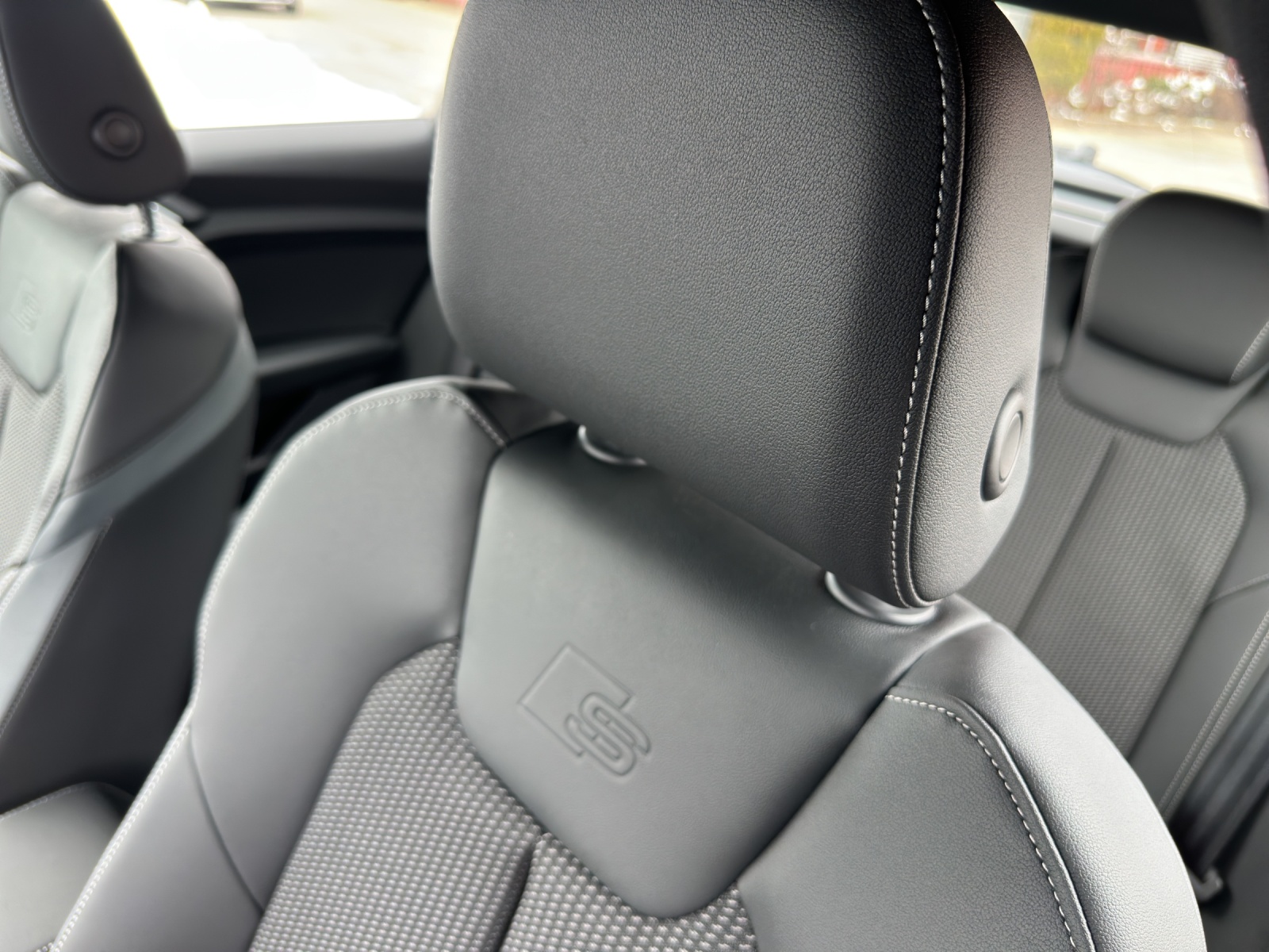 AUDI A1 Sportback 30 TFSI Attraction S-tronic-image-12