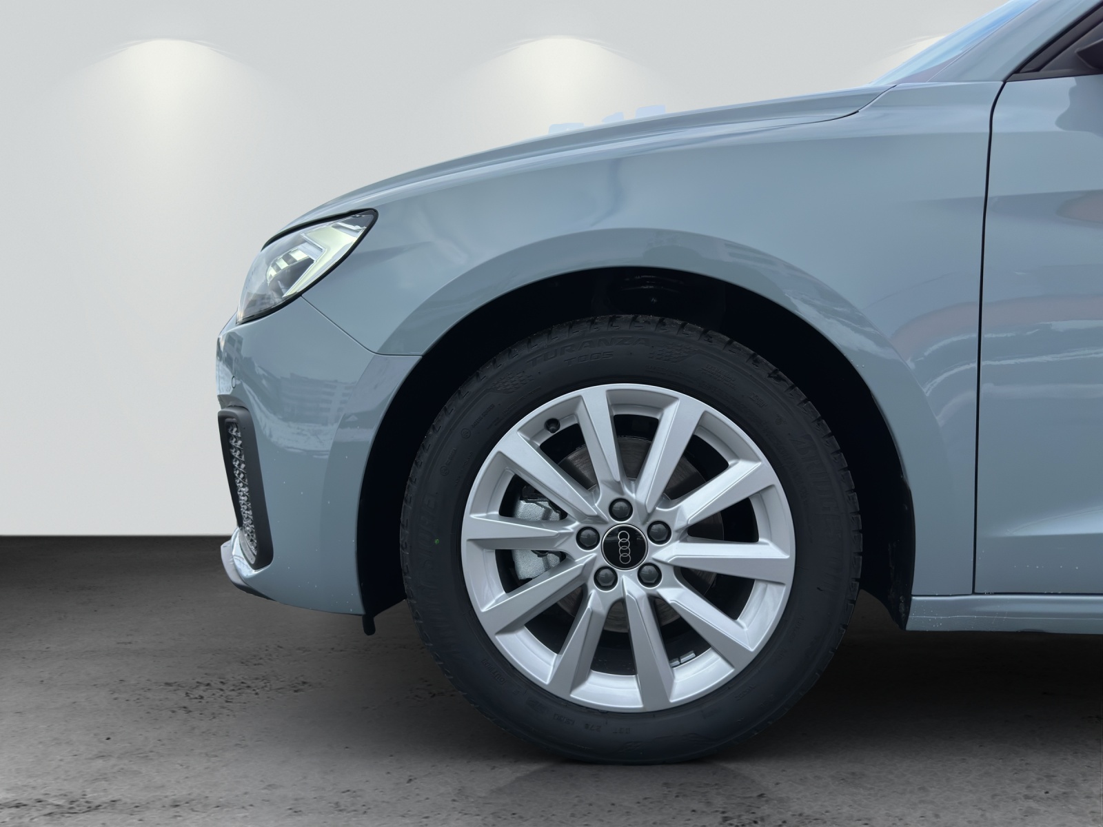 AUDI A1 Sportback 30 TFSI Attraction S-tronic-image-10