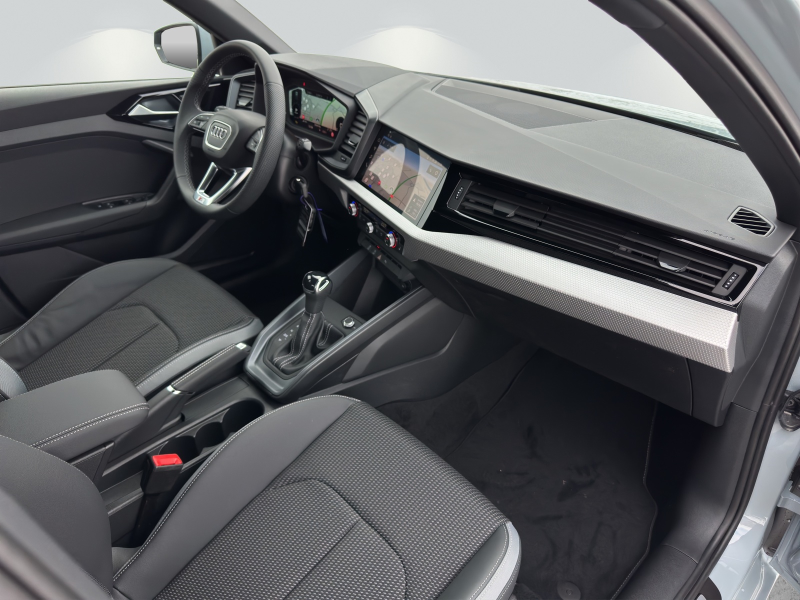 AUDI A1 Sportback 30 TFSI Attraction S-tronic-image-7