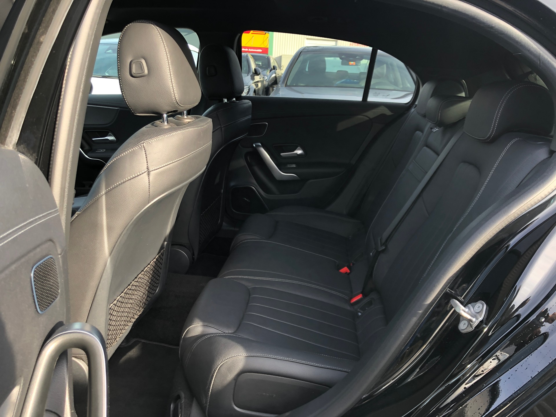 MERCEDES-BENZ A 250 4Matic Progressive 7G-DCT-image-19