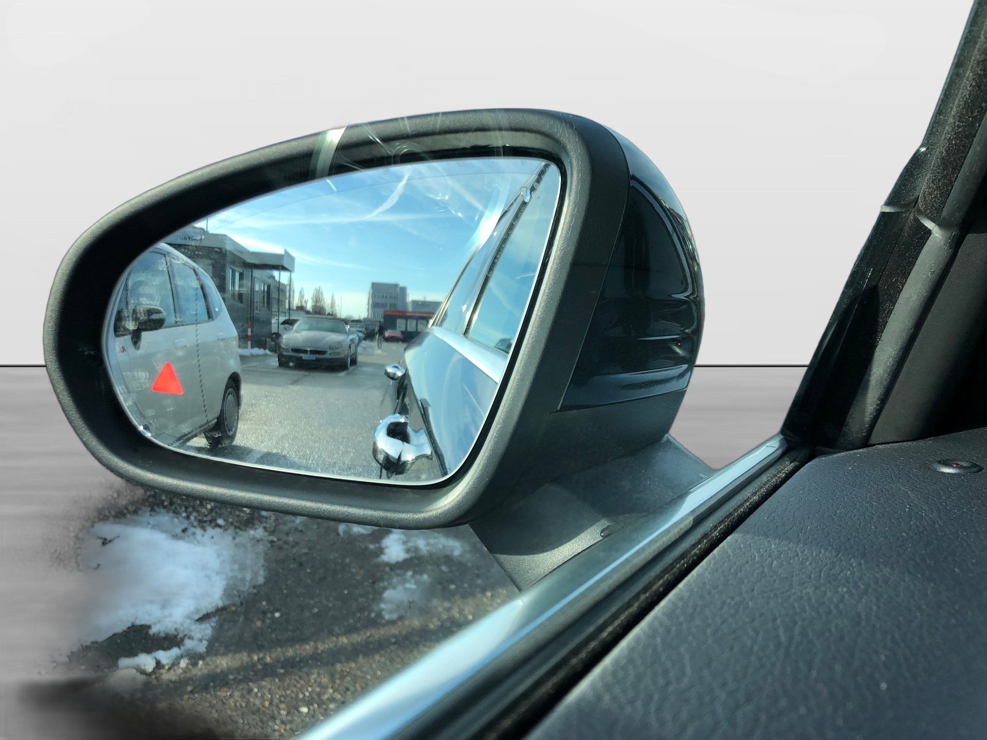 MERCEDES-BENZ A 250 4Matic Progressive 7G-DCT-image-8