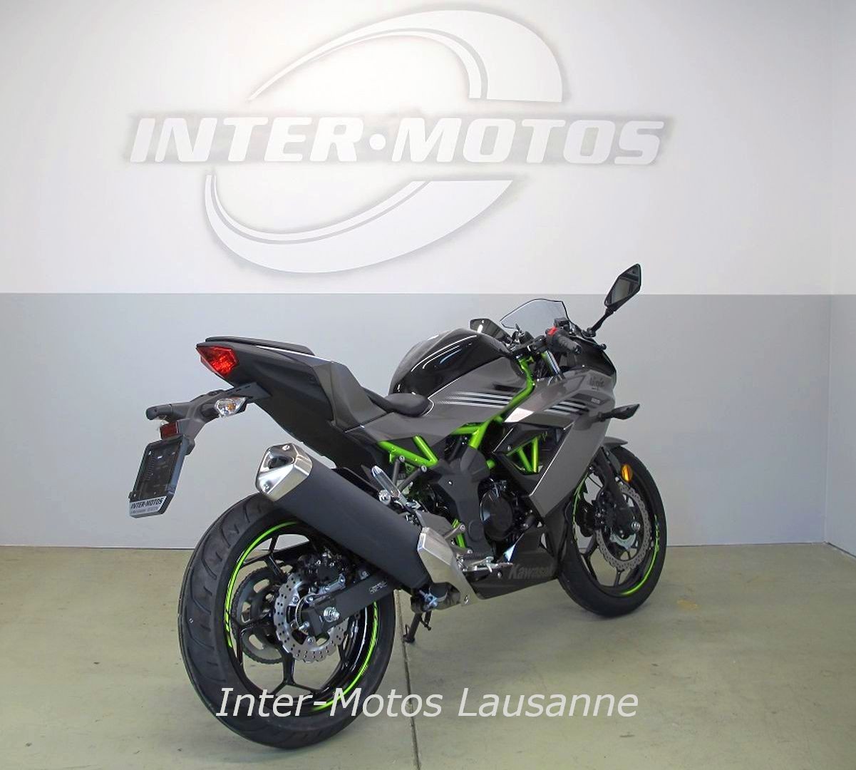 KAWASAKI NINJA 125 SE-image-5