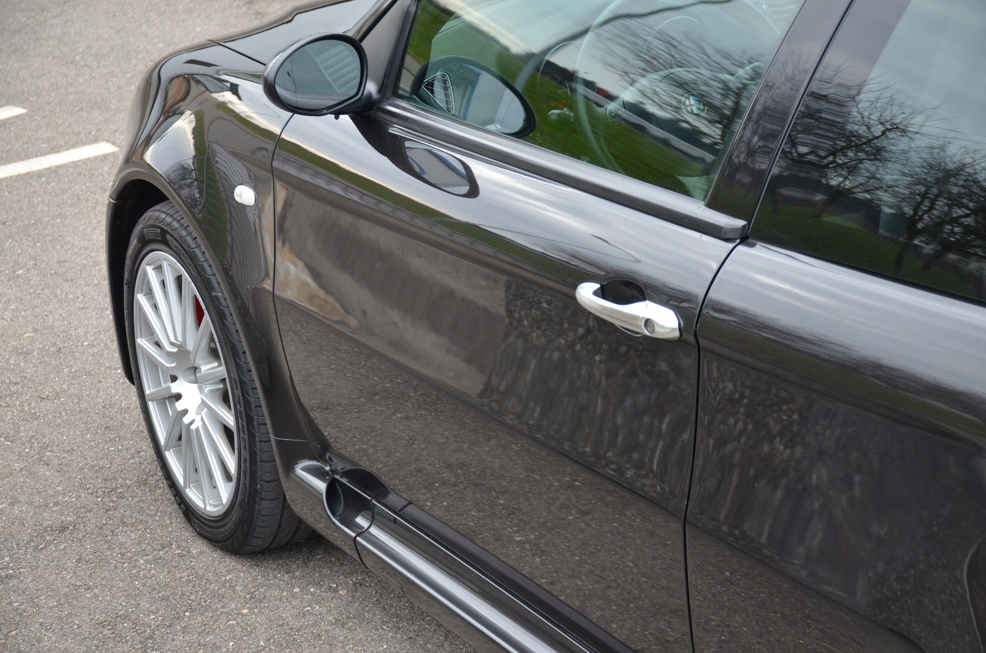 ALFA ROMEO 147 3.2 GTA-image-9