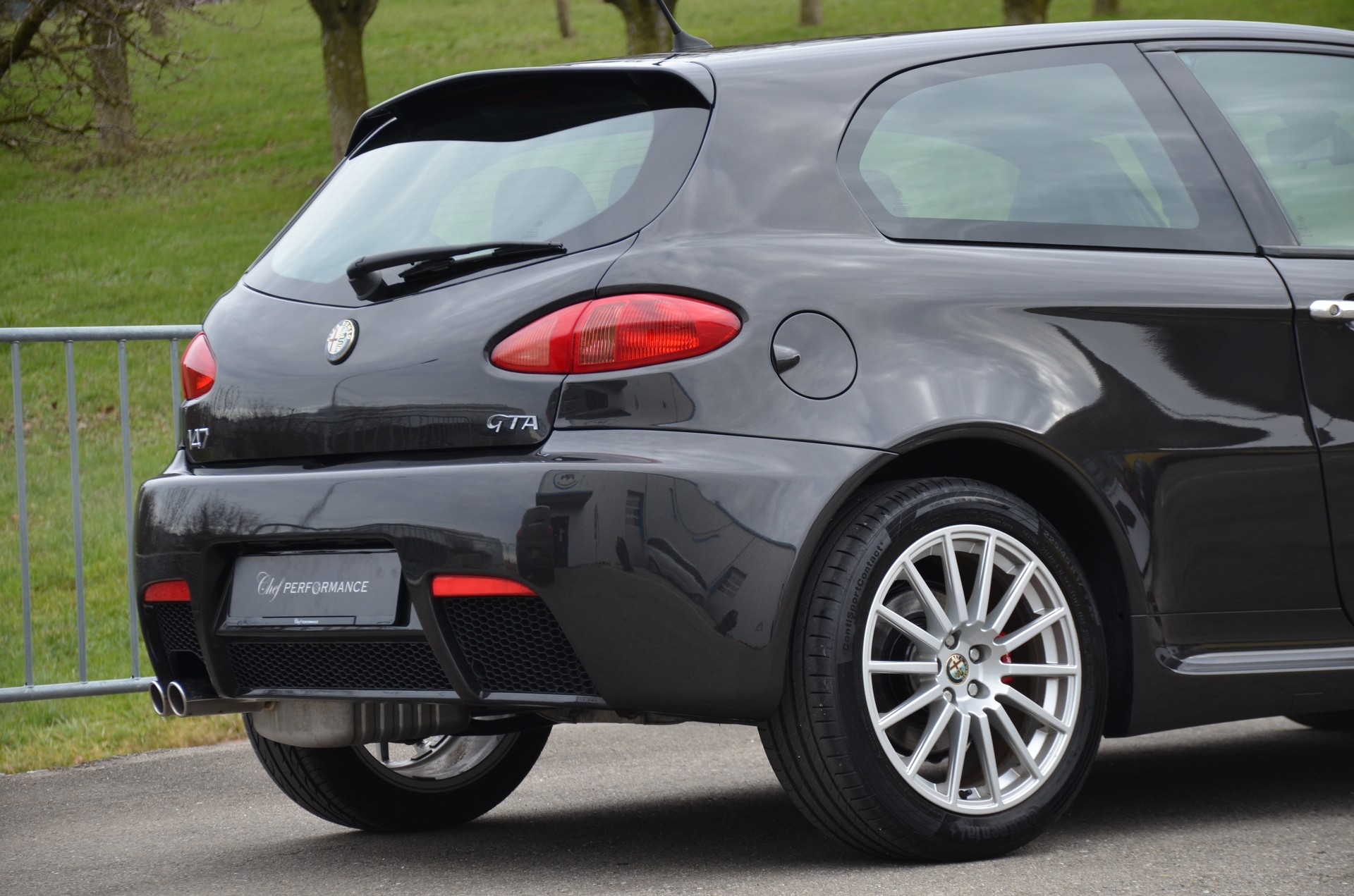 ALFA ROMEO 147 3.2 GTA-image-10