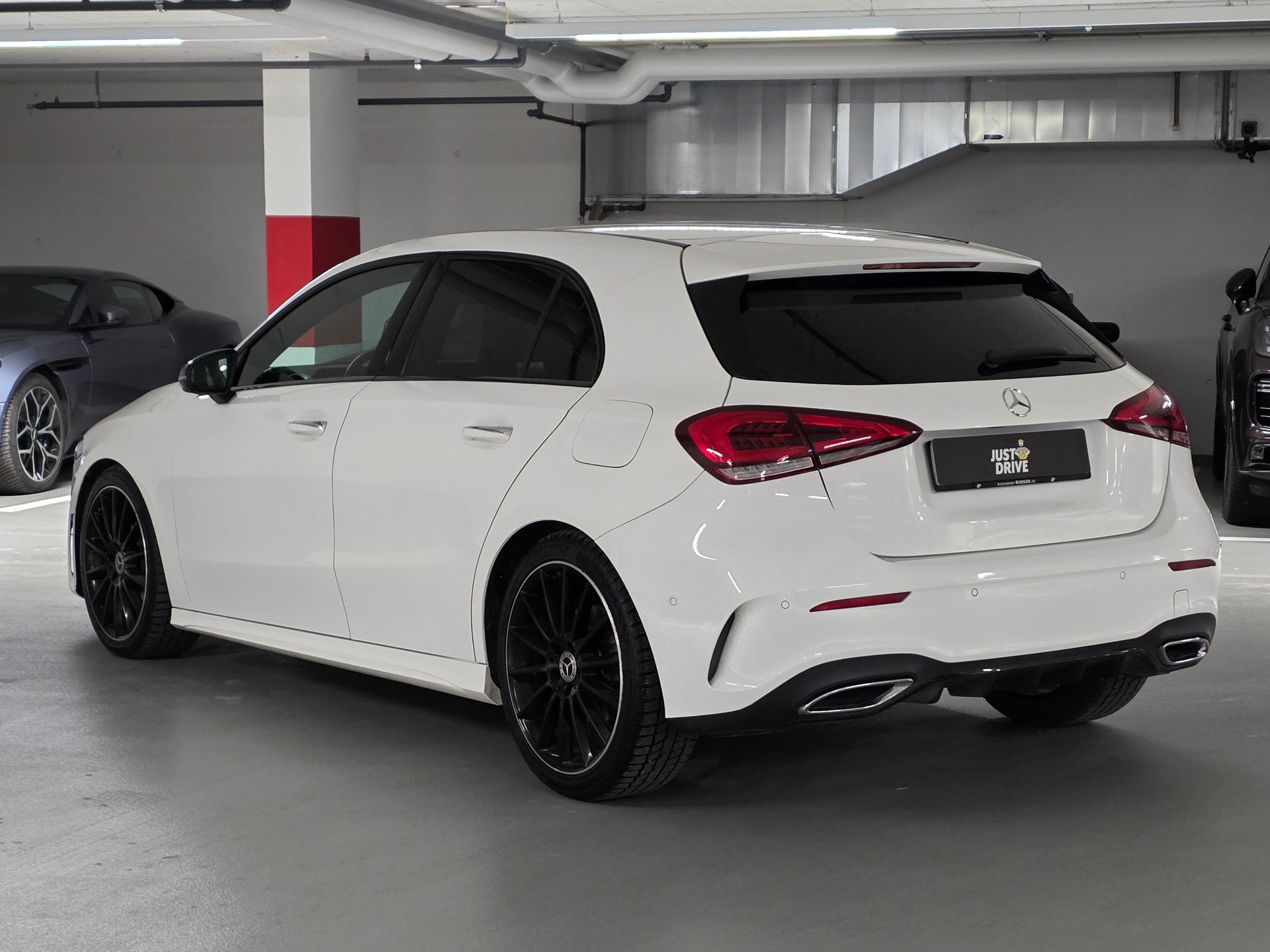 MERCEDES-BENZ A 200 AMG Line 7G-DCT-image-6