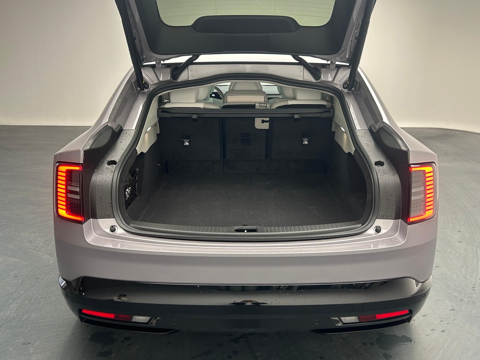 VOLVO ES90 Ultra-image-24