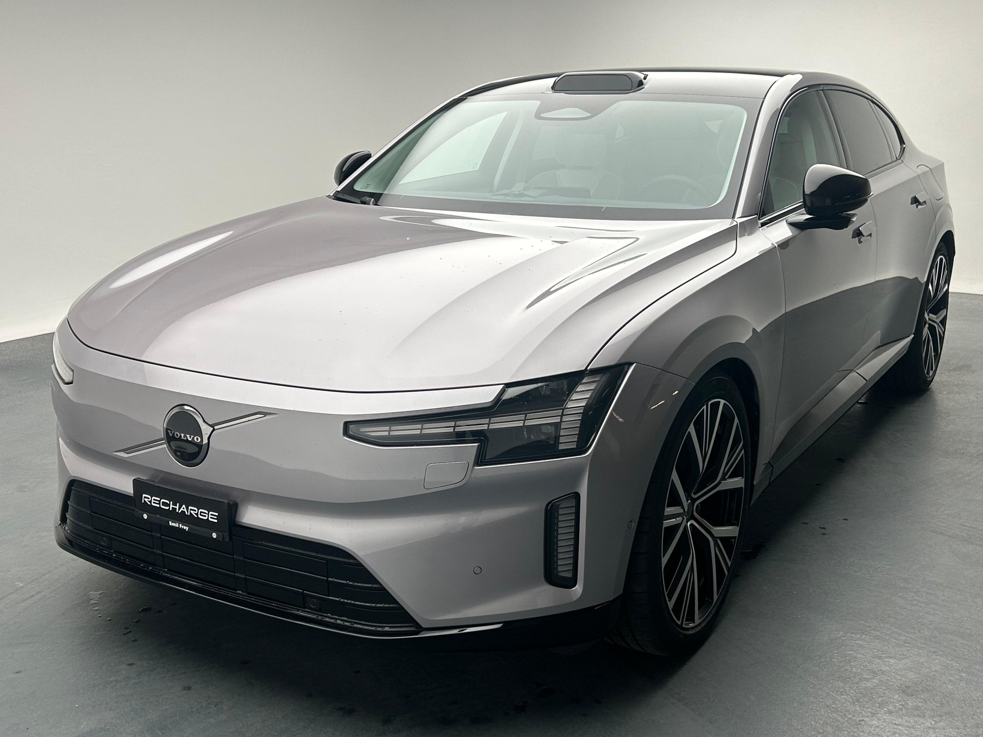 VOLVO ES90 Ultra-image-0
