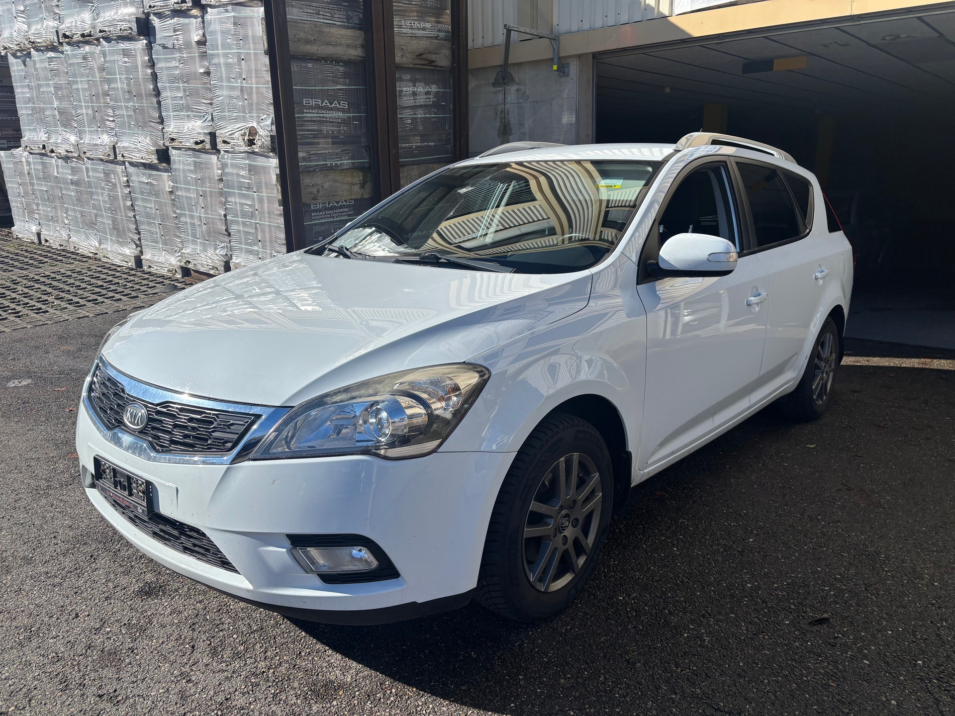 KIA CEED-image-3