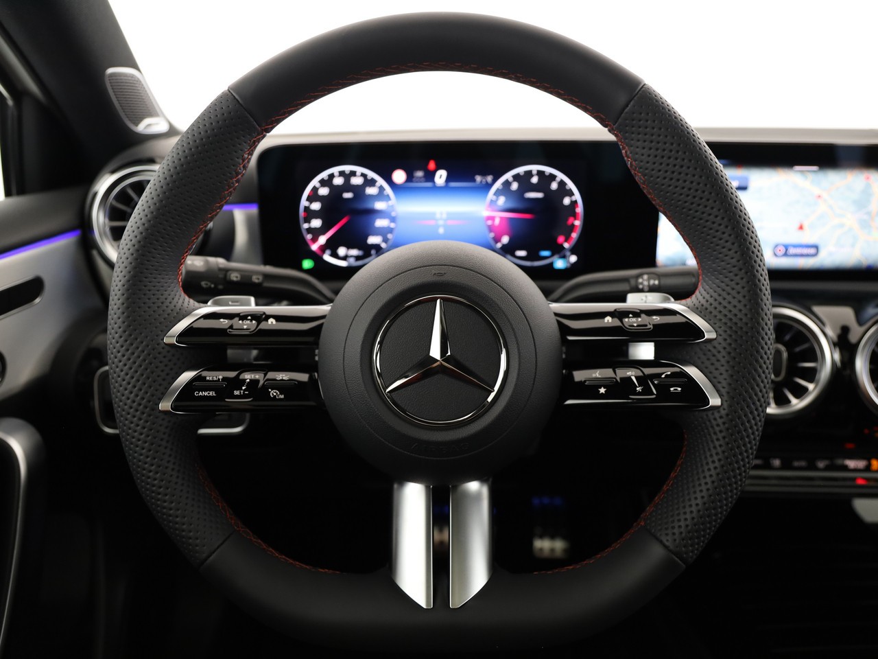 MERCEDES-BENZ A 250 4Matic 8G-DCT-image-19