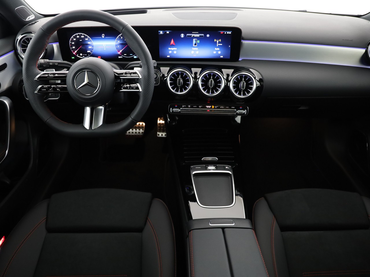 MERCEDES-BENZ A 250 4Matic 8G-DCT-image-15