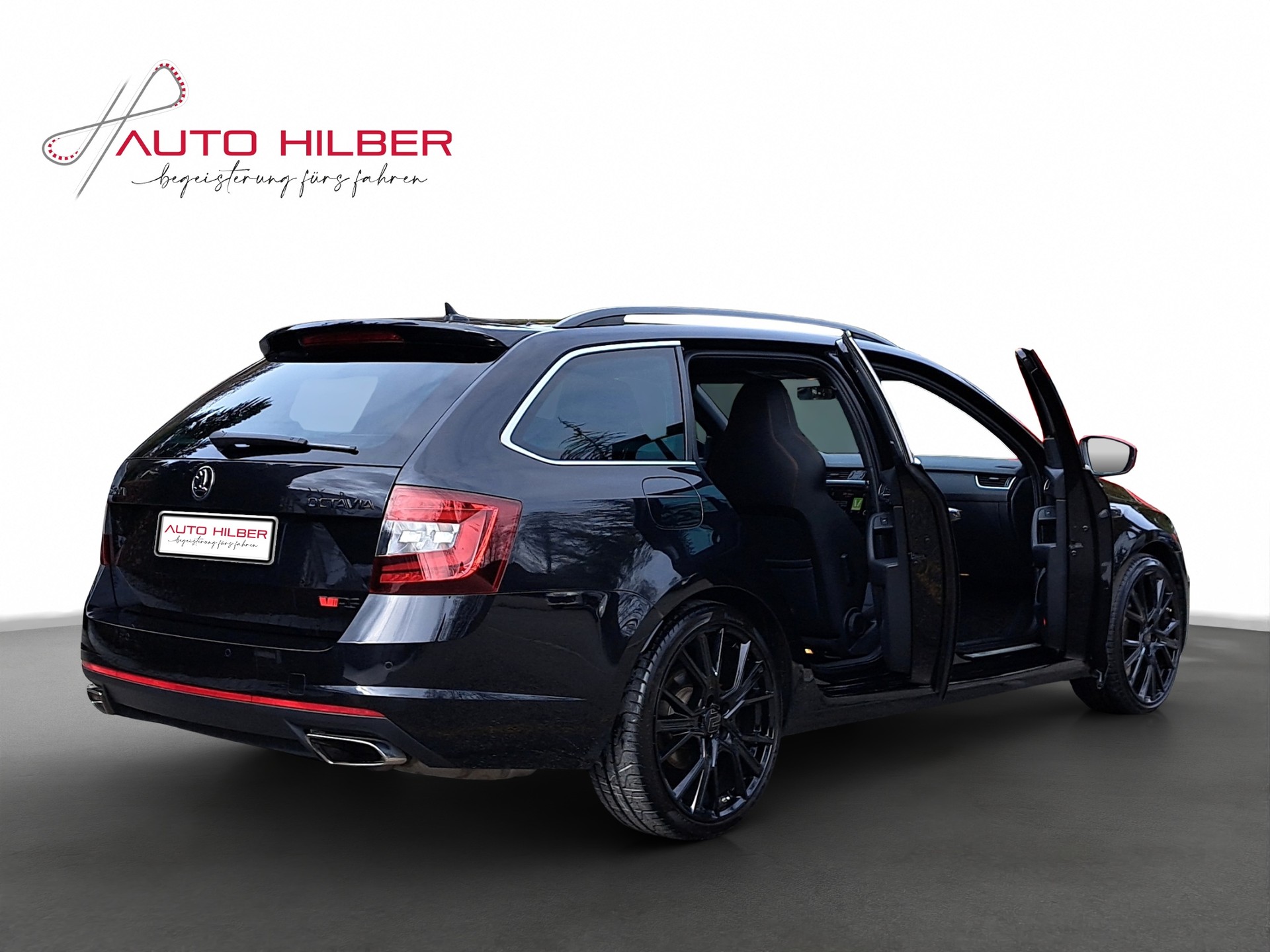 SKODA Octavia Combi 2.0 TSI RS DSG-image-6
