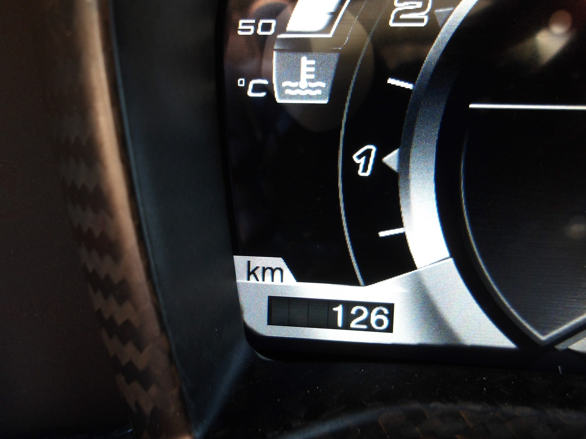 ALFA ROMEO 4C 1750 TBi TCT-image-10
