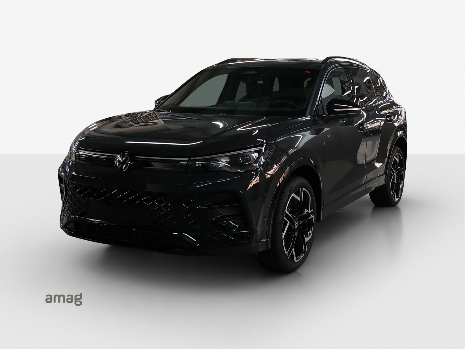 VW Tiguan 2.0 TSI DSG R-Line 4Motion-image-0