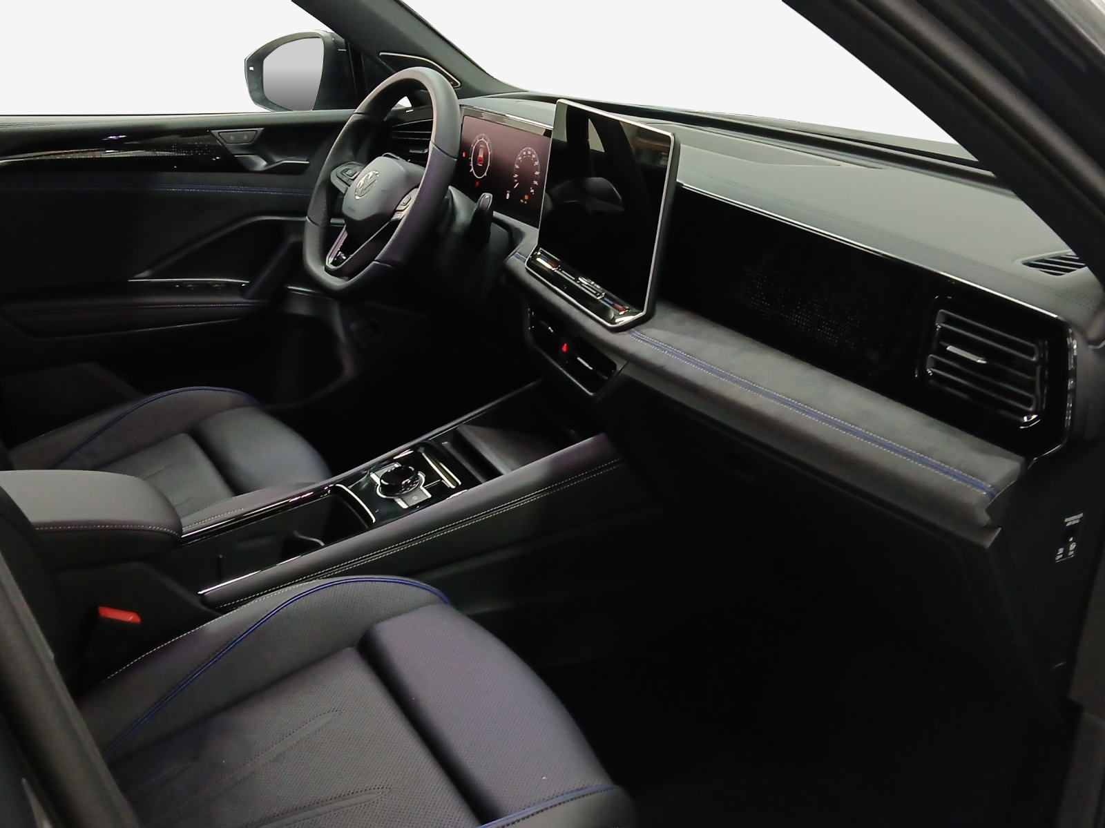 VW Tiguan 2.0 TSI DSG R-Line 4Motion-image-13