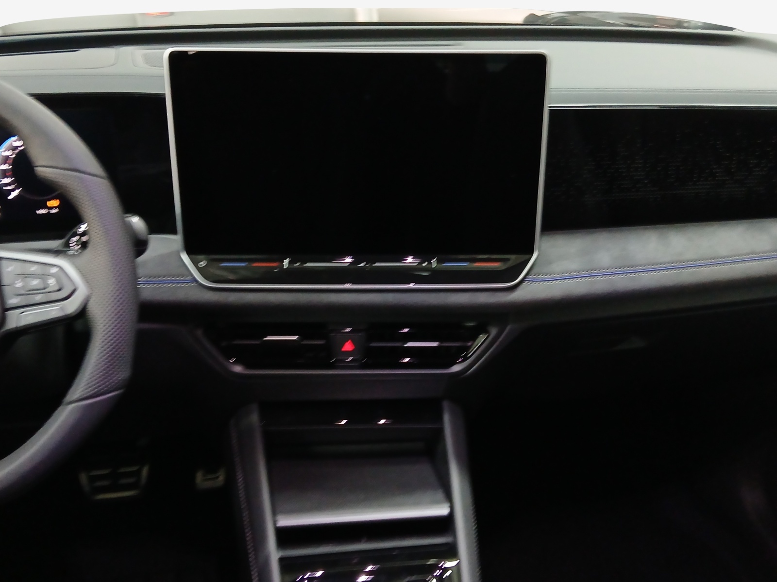 VW Tiguan 2.0 TSI DSG R-Line 4Motion-image-10