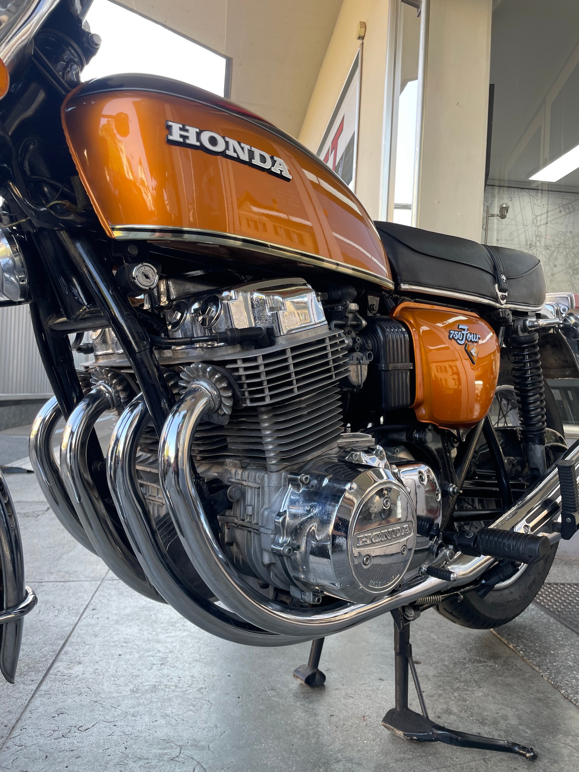 HONDA CB 750 FOUR-image-4