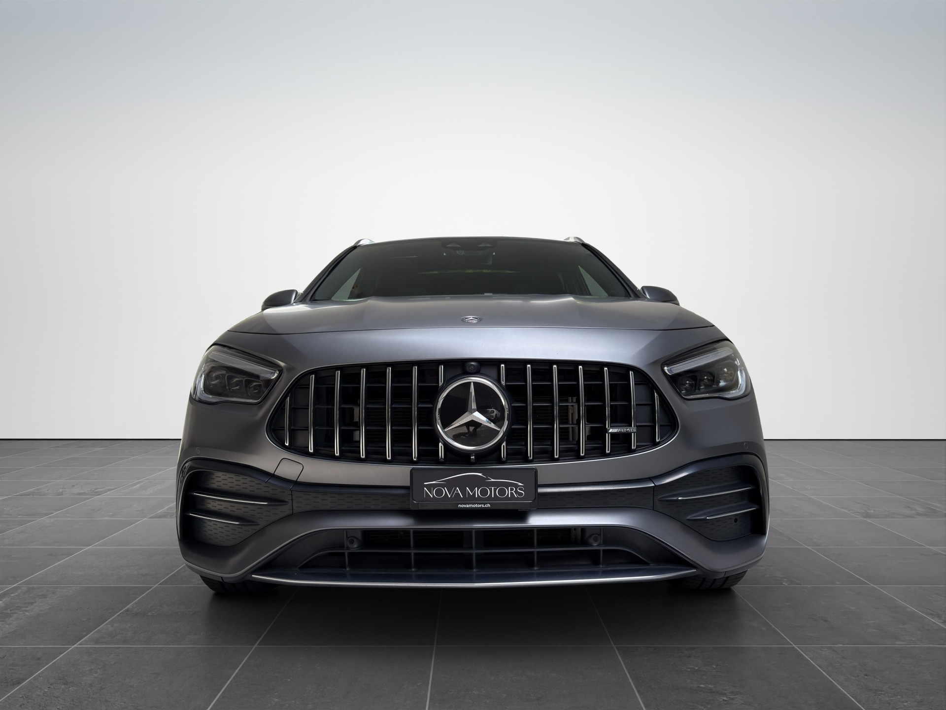 MERCEDES-BENZ GLA 35 AMG 4Matic 8G-Speedshift DCT-image-1