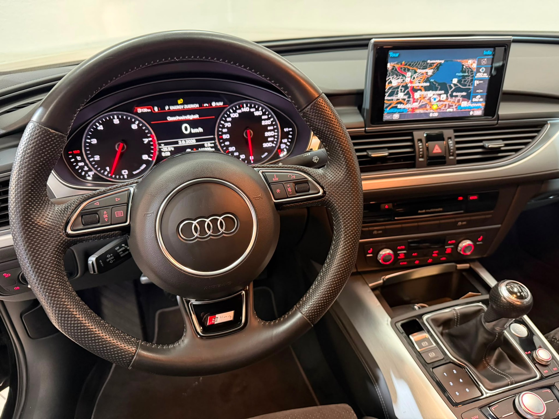 AUDI A6 Limousine 2.0 TFSI S-Line-image-6