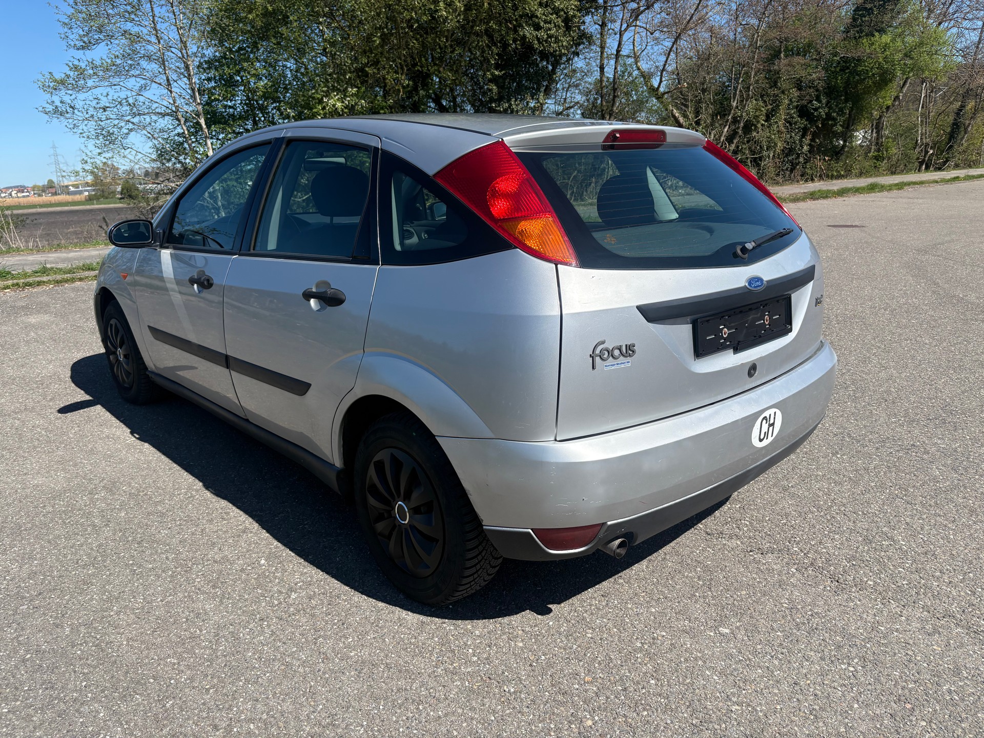 FORD Focus 1.6i 16V Ghia-image-7