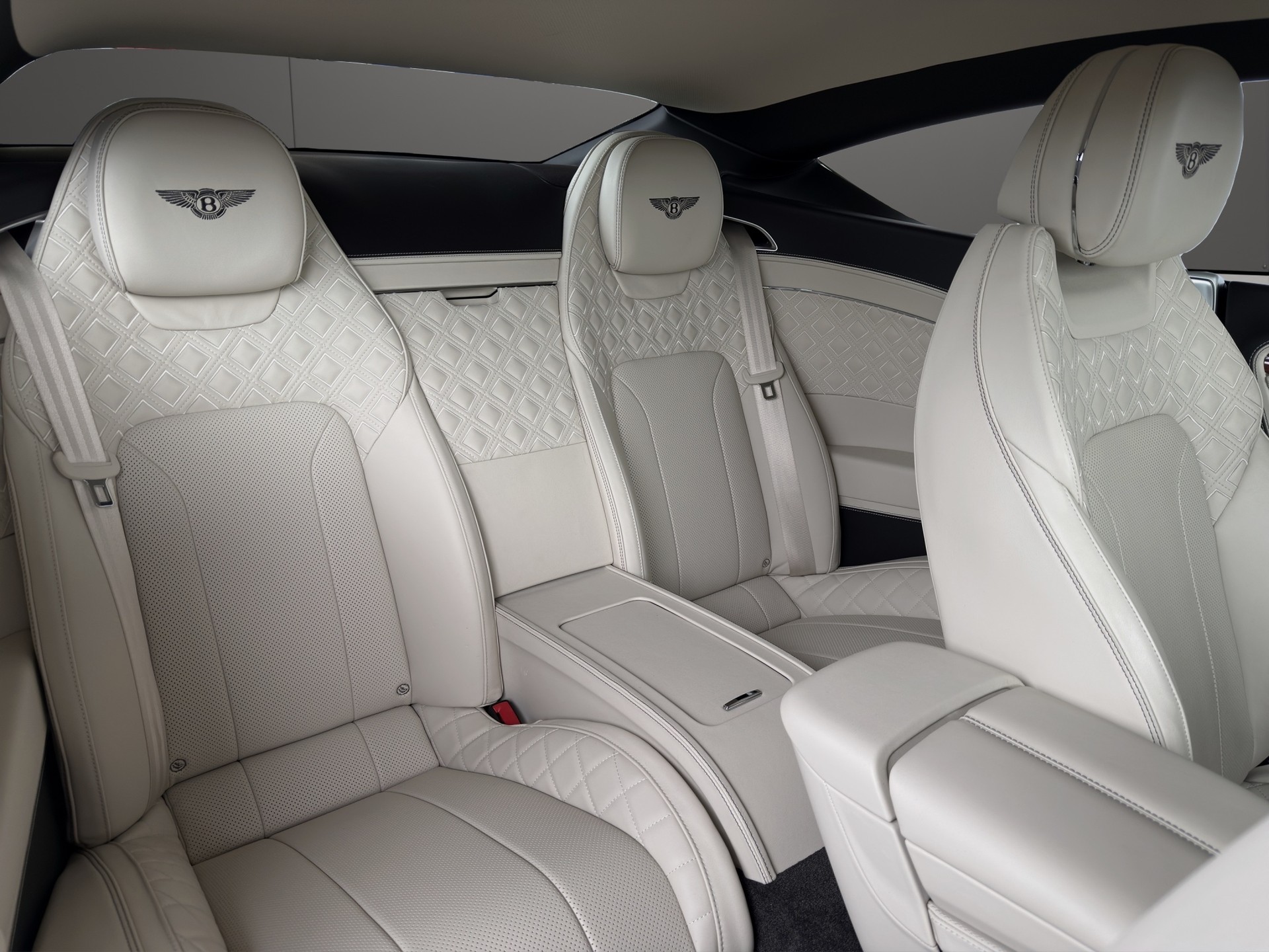 BENTLEY Continental GT 6.0 W12-image-8