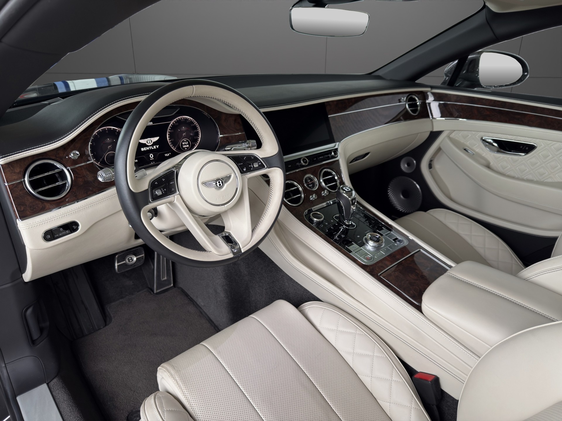 BENTLEY Continental GT 6.0 W12-image-5