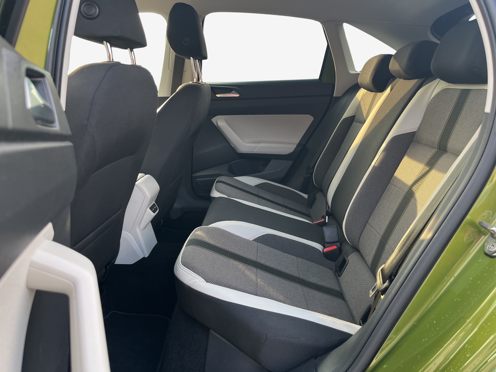 VW Taigo 1.0 TSI Style DSG-image-11