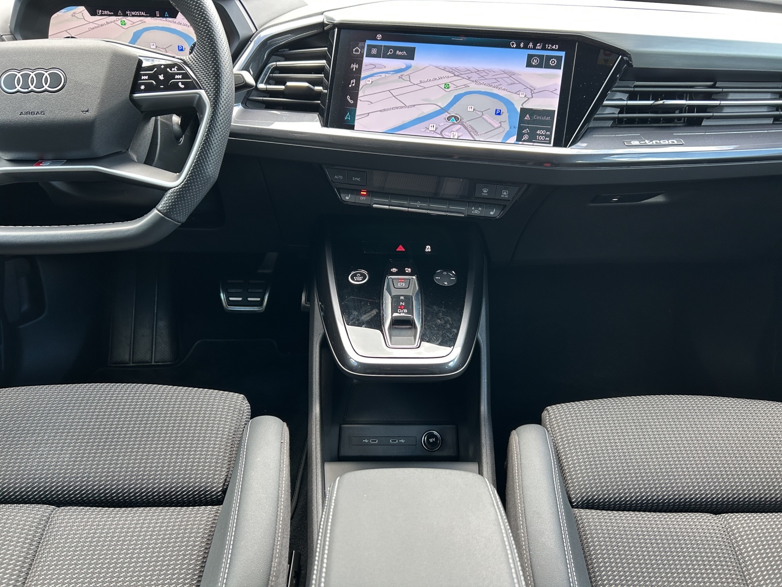 AUDI Q4 e-tron 35-image-13