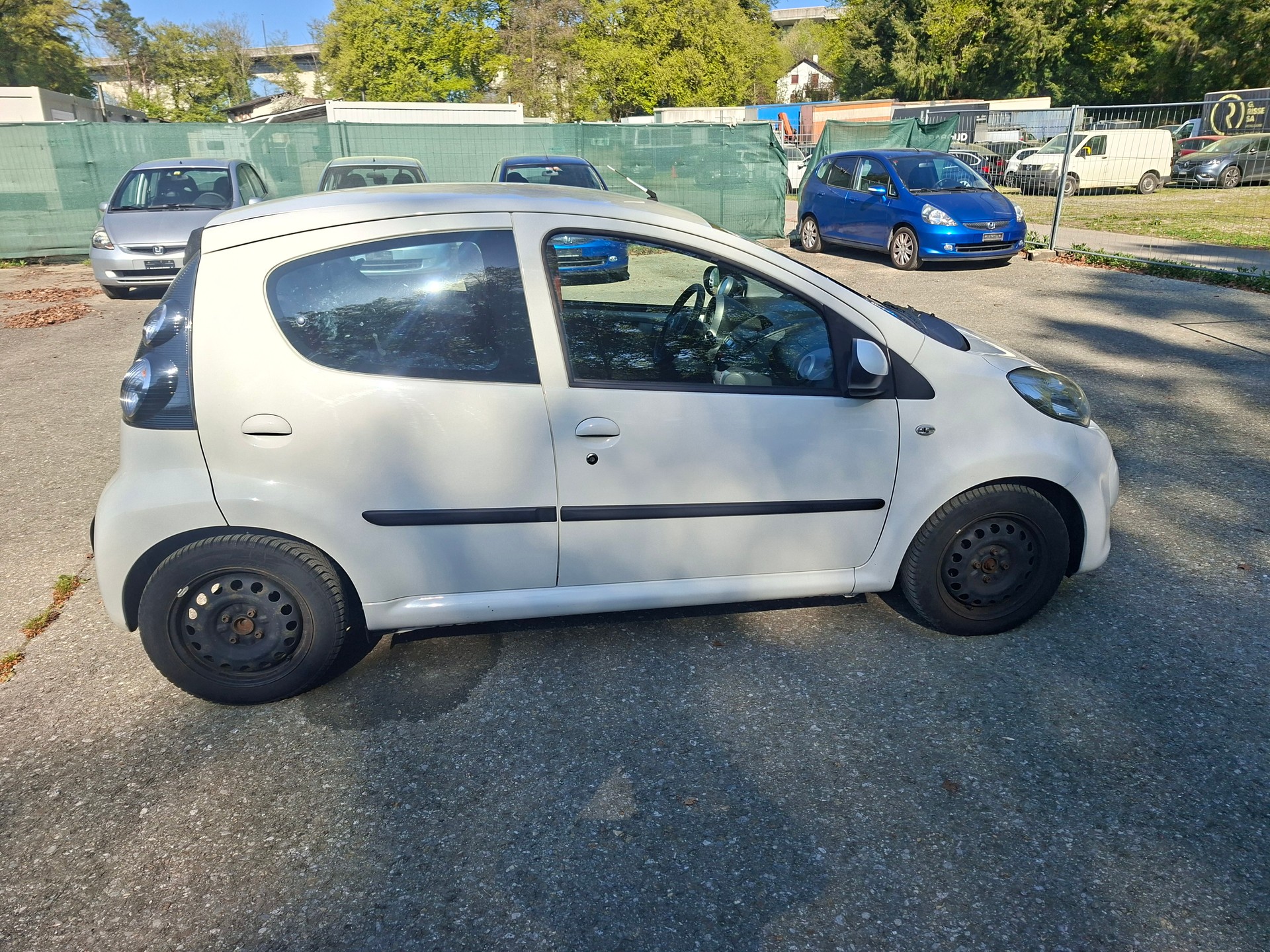 CITROEN C1 1.0i Essentiel (X)-showroom-element-3