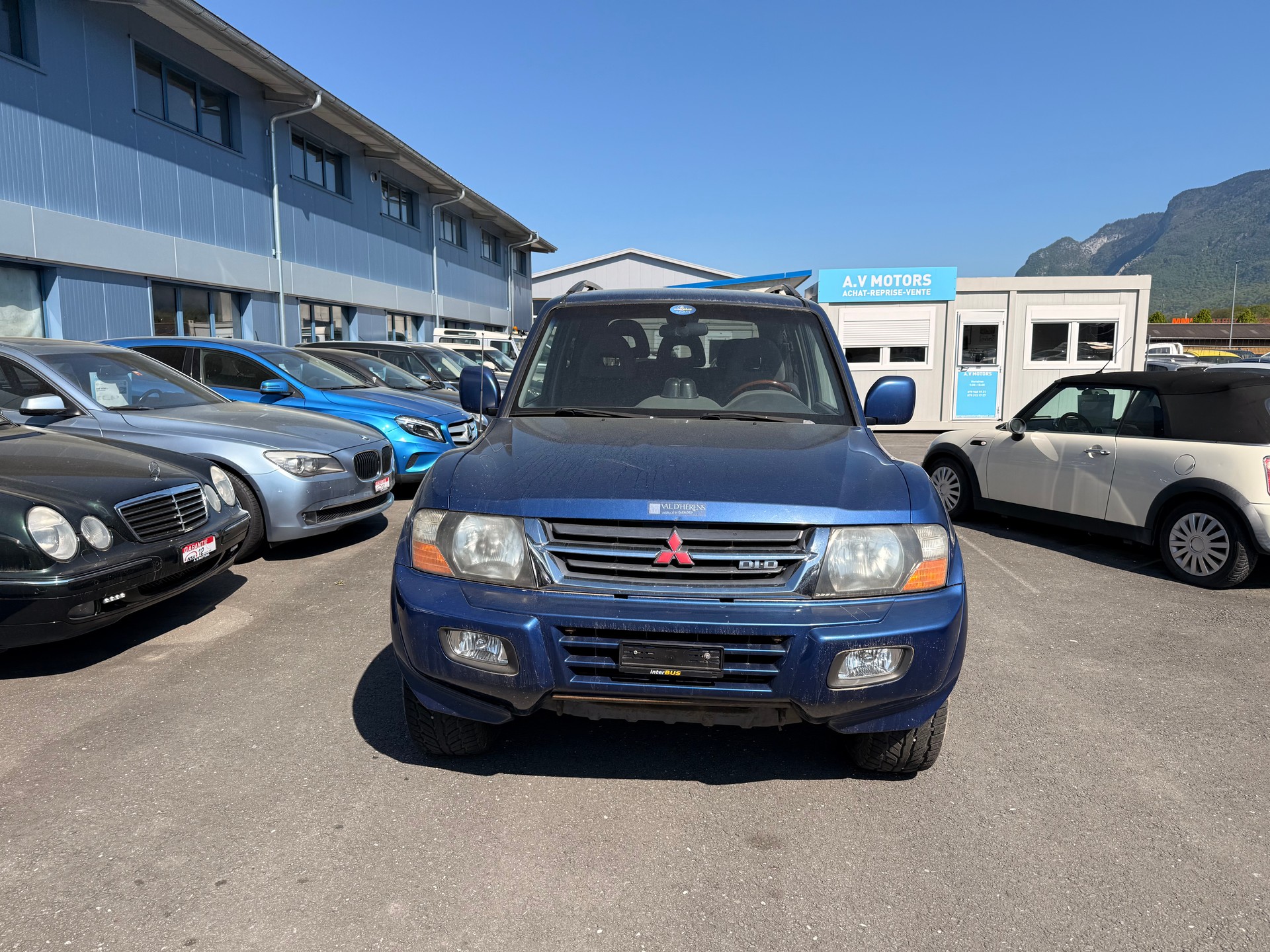 MITSUBISHI Pajero 3.2 DI-D Edition-image-1
