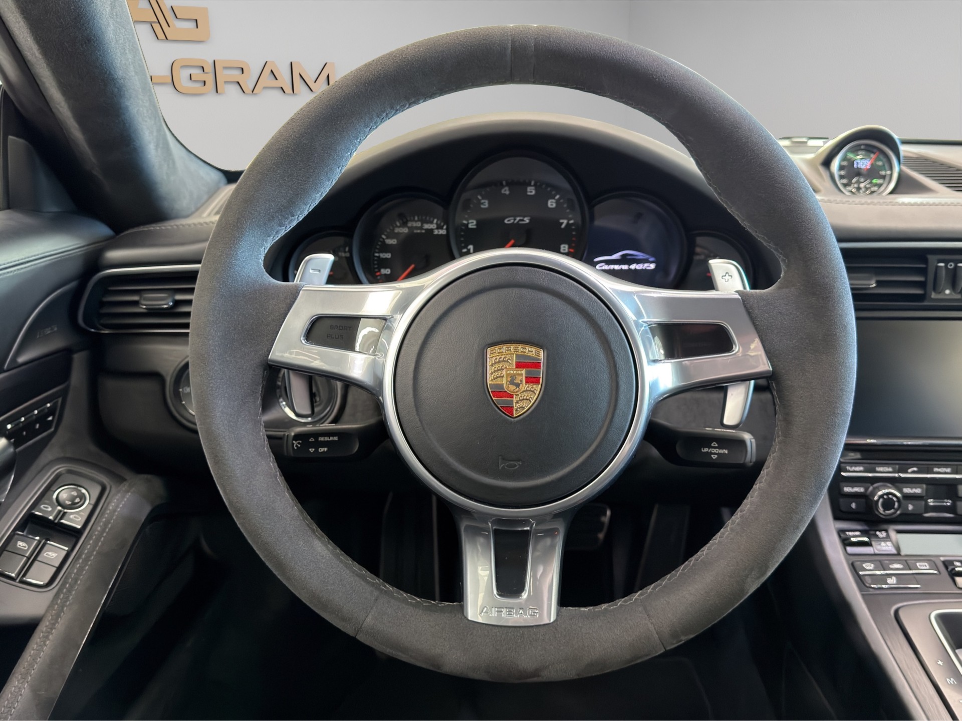PORSCHE 911 Carrera 4 GTS PDK-image-13