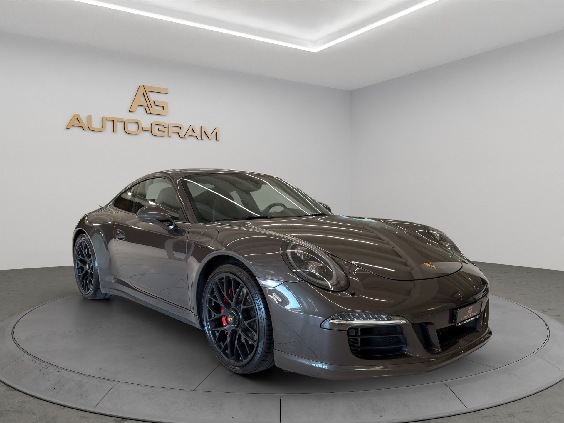 PORSCHE 911 Carrera 4 GTS PDK-image-7