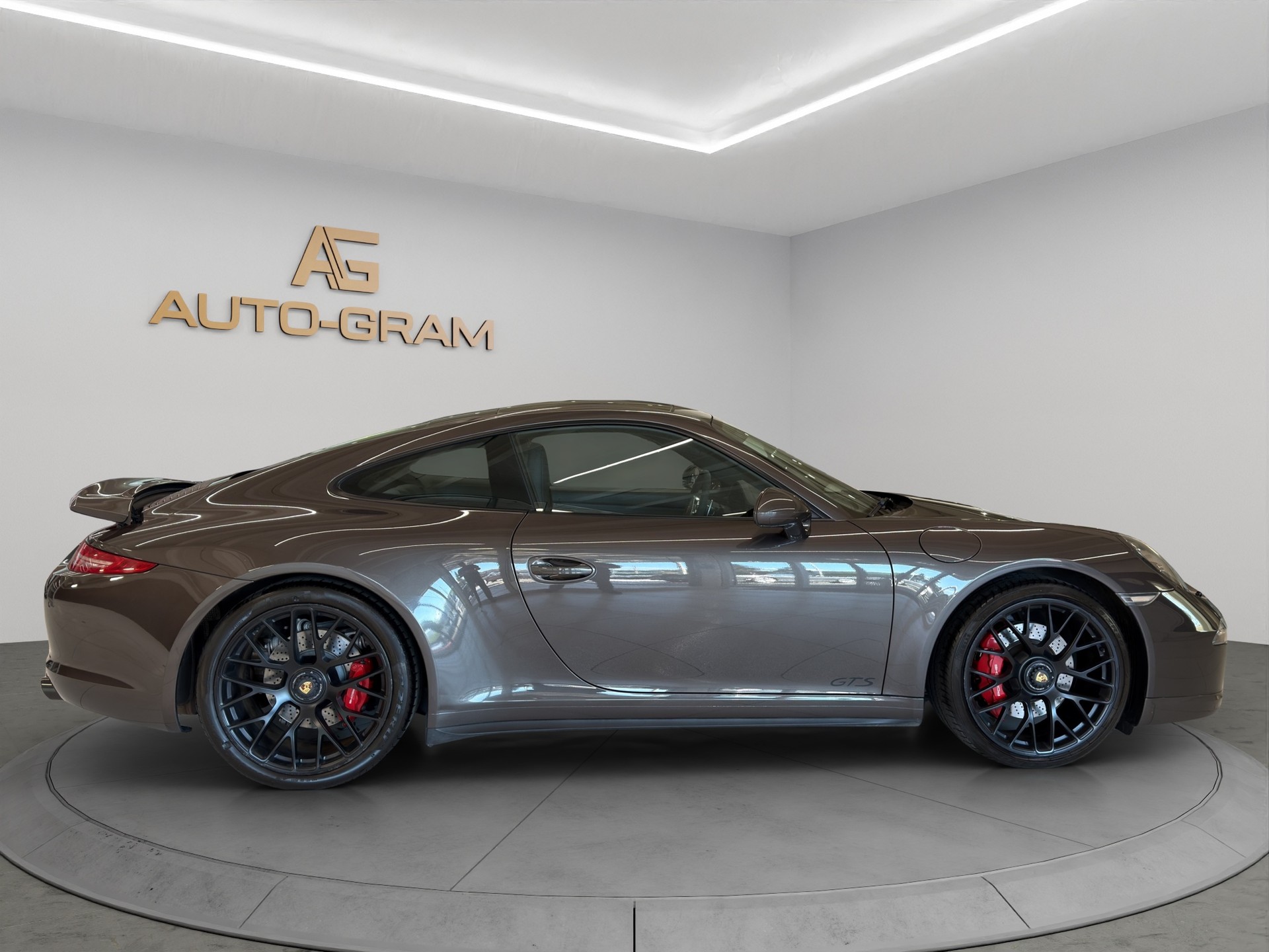 PORSCHE 911 Carrera 4 GTS PDK-image-6