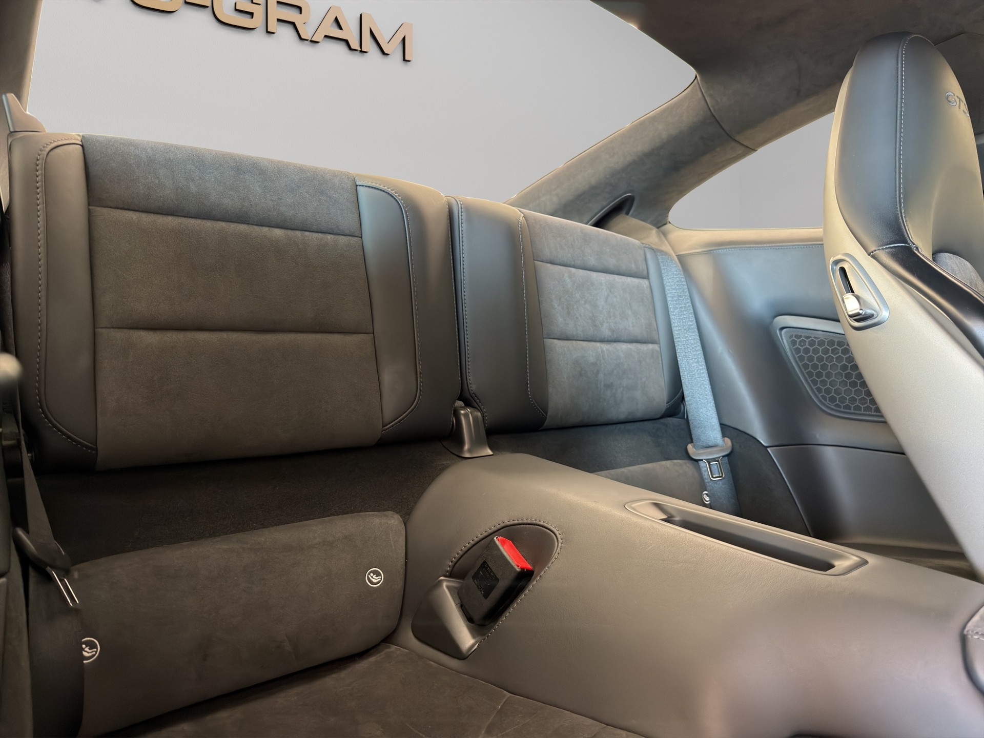 PORSCHE 911 Carrera 4 GTS PDK-image-20