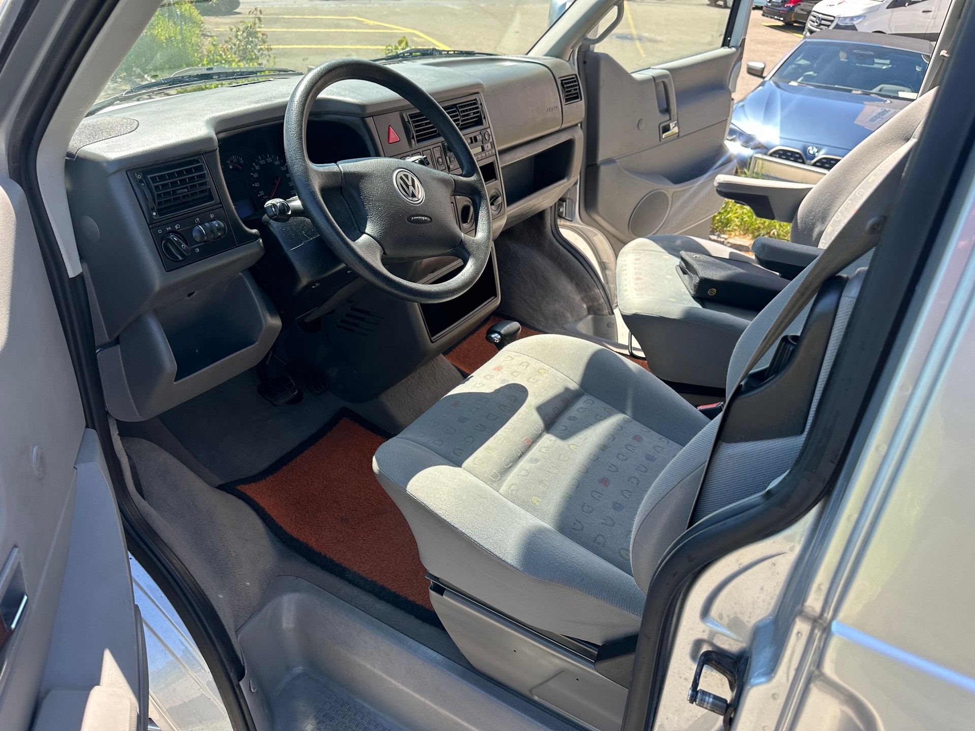 VW Westfalia Traum Camper in Top Zustand für VW-Fans-image-12
