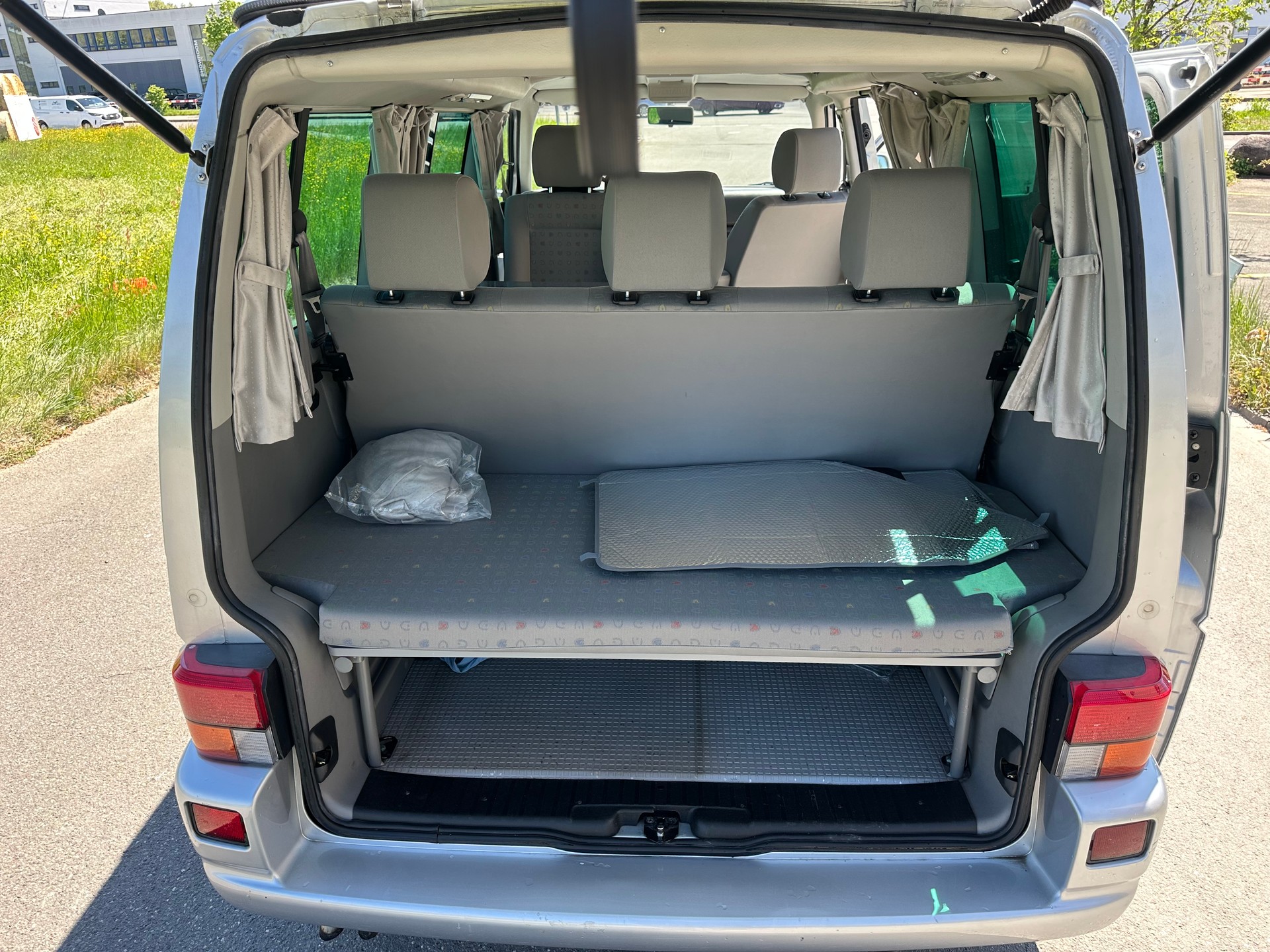 VW Westfalia Traum Camper in Top Zustand für VW-Fans-image-9