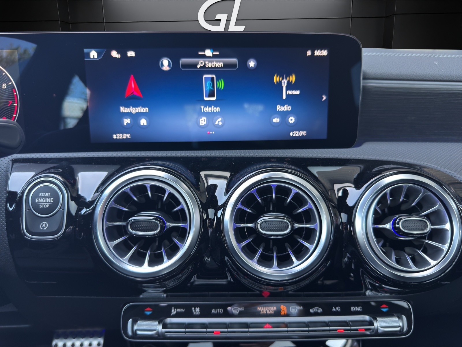 MERCEDES-BENZ CLA Shooting Brake 250 4Matic 8G-DCT-image-12