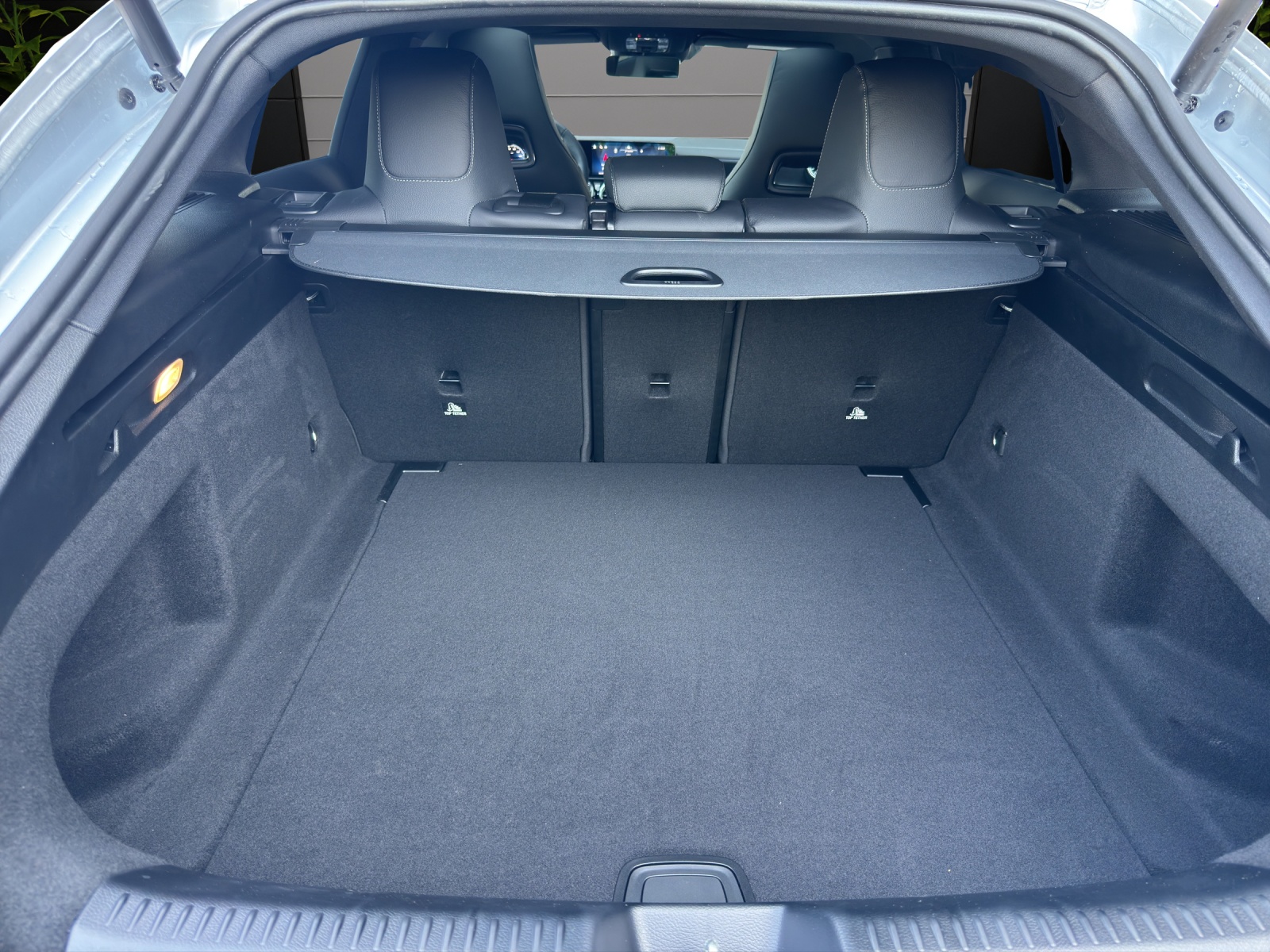 MERCEDES-BENZ CLA Shooting Brake 250 4Matic 8G-DCT-image-10
