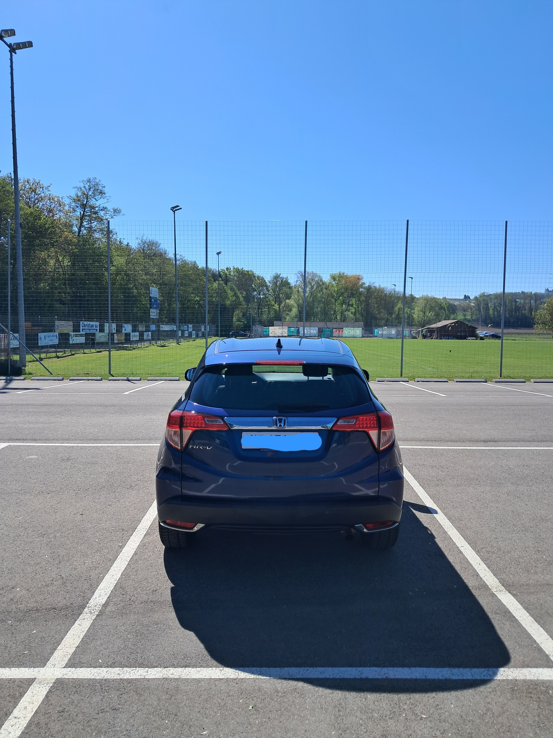 HONDA HR-V 1.5i-VTEC Elegance-image-1
