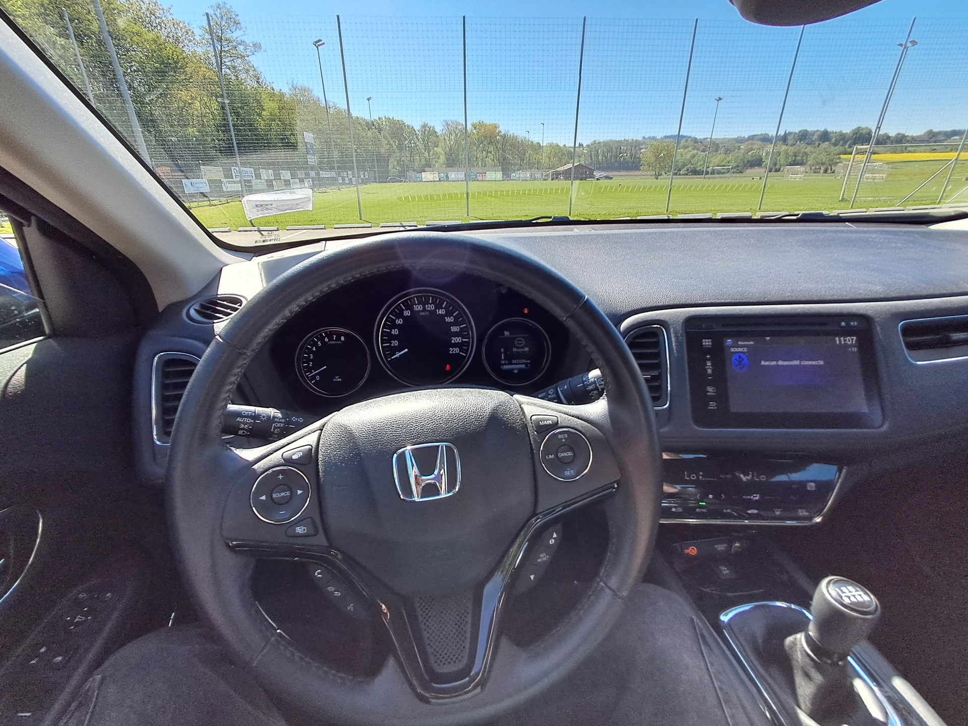HONDA HR-V 1.5i-VTEC Elegance-image-4