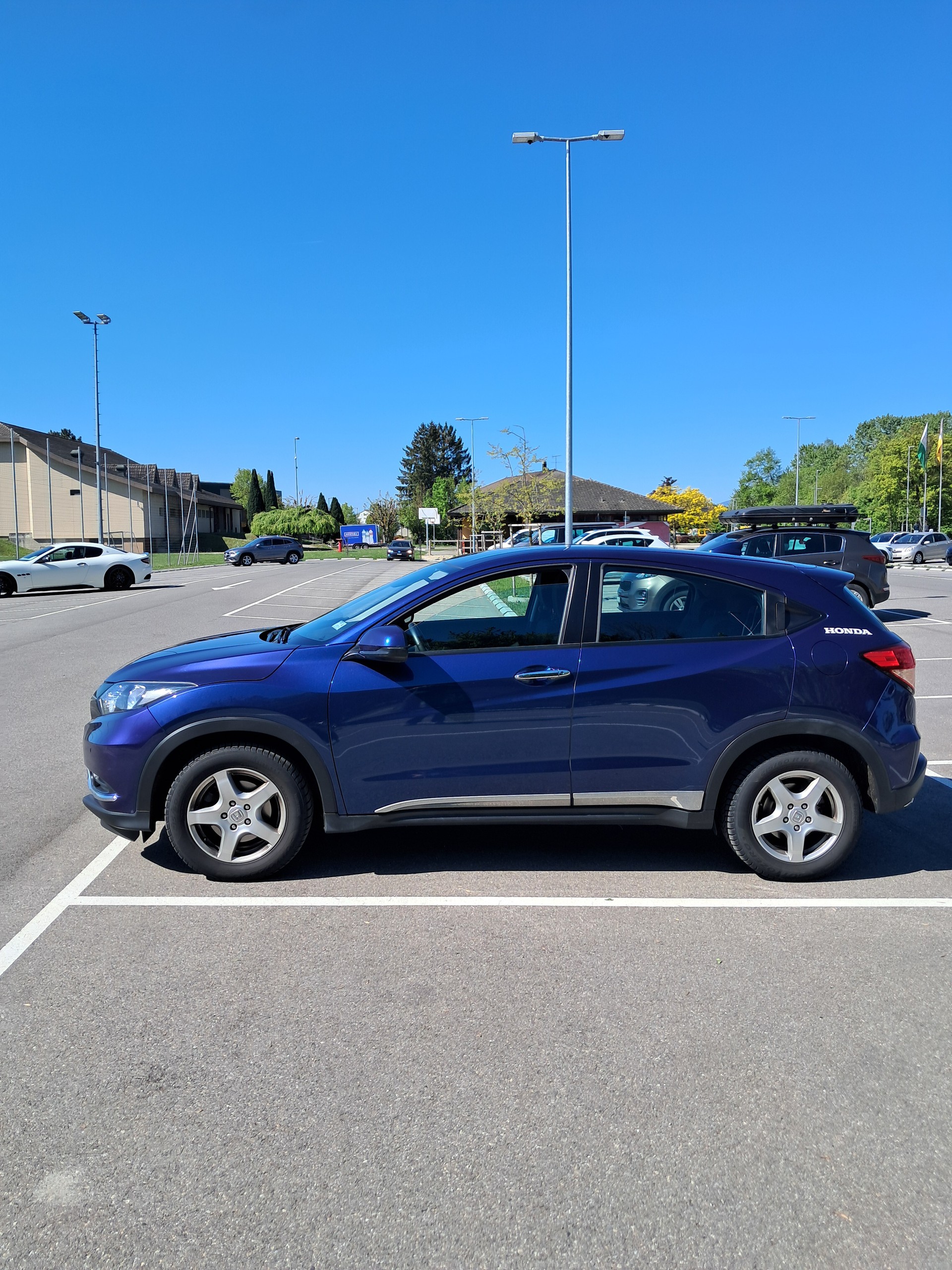 HONDA HR-V 1.5i-VTEC Elegance-image-2