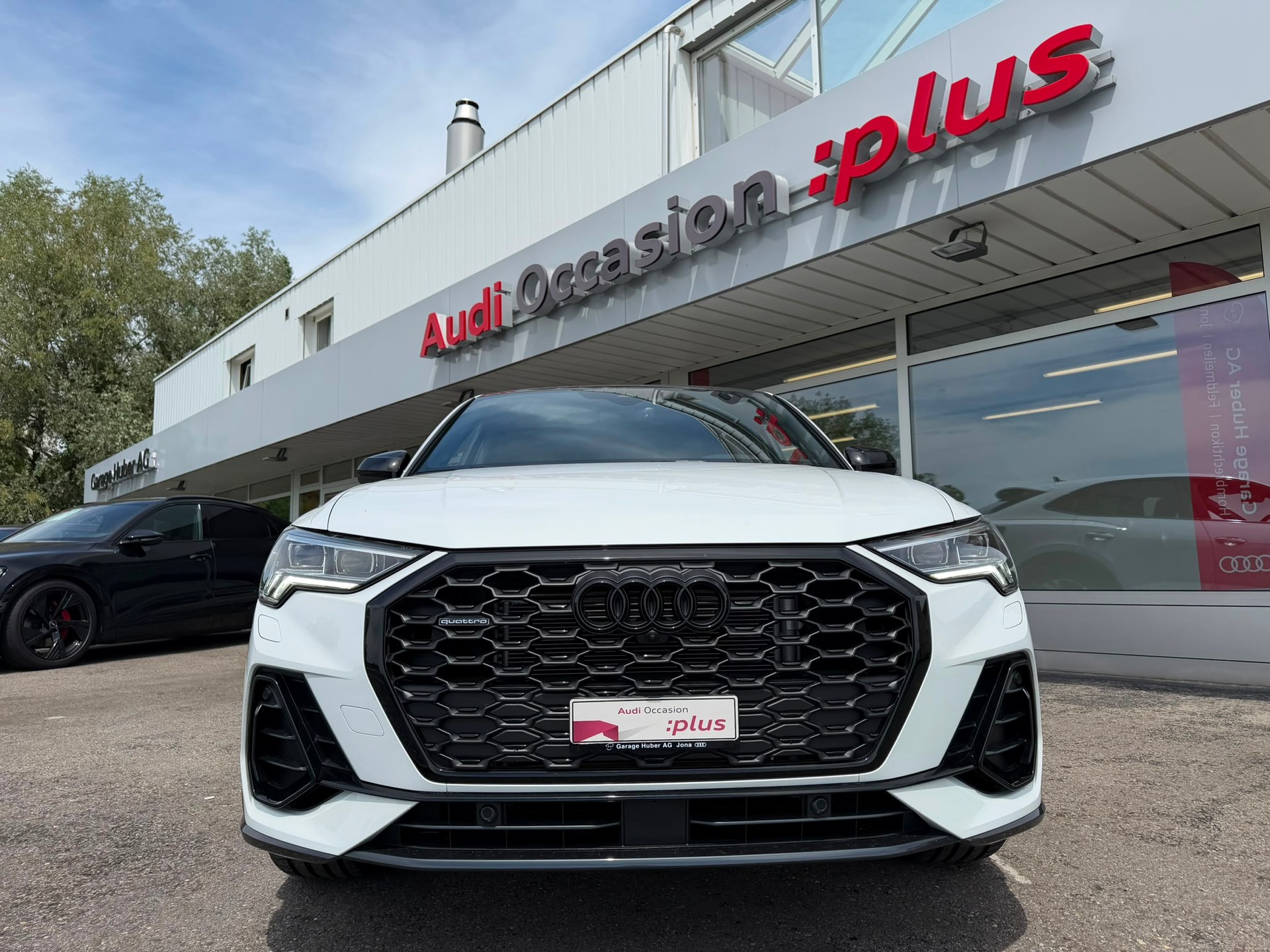 AUDI Q3 Sportback S line 40 TFSI quattro S tronic-image-7